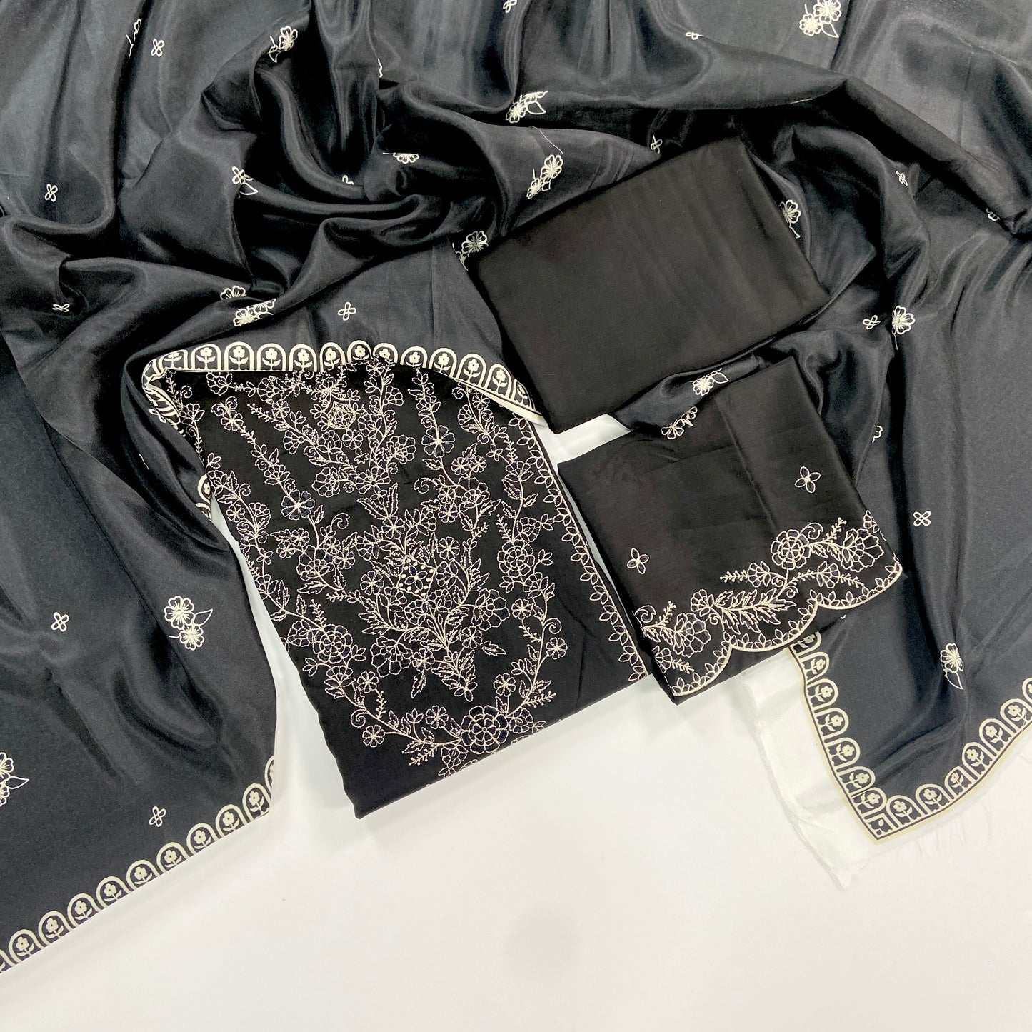 Batik Embroidered Linen 3PC