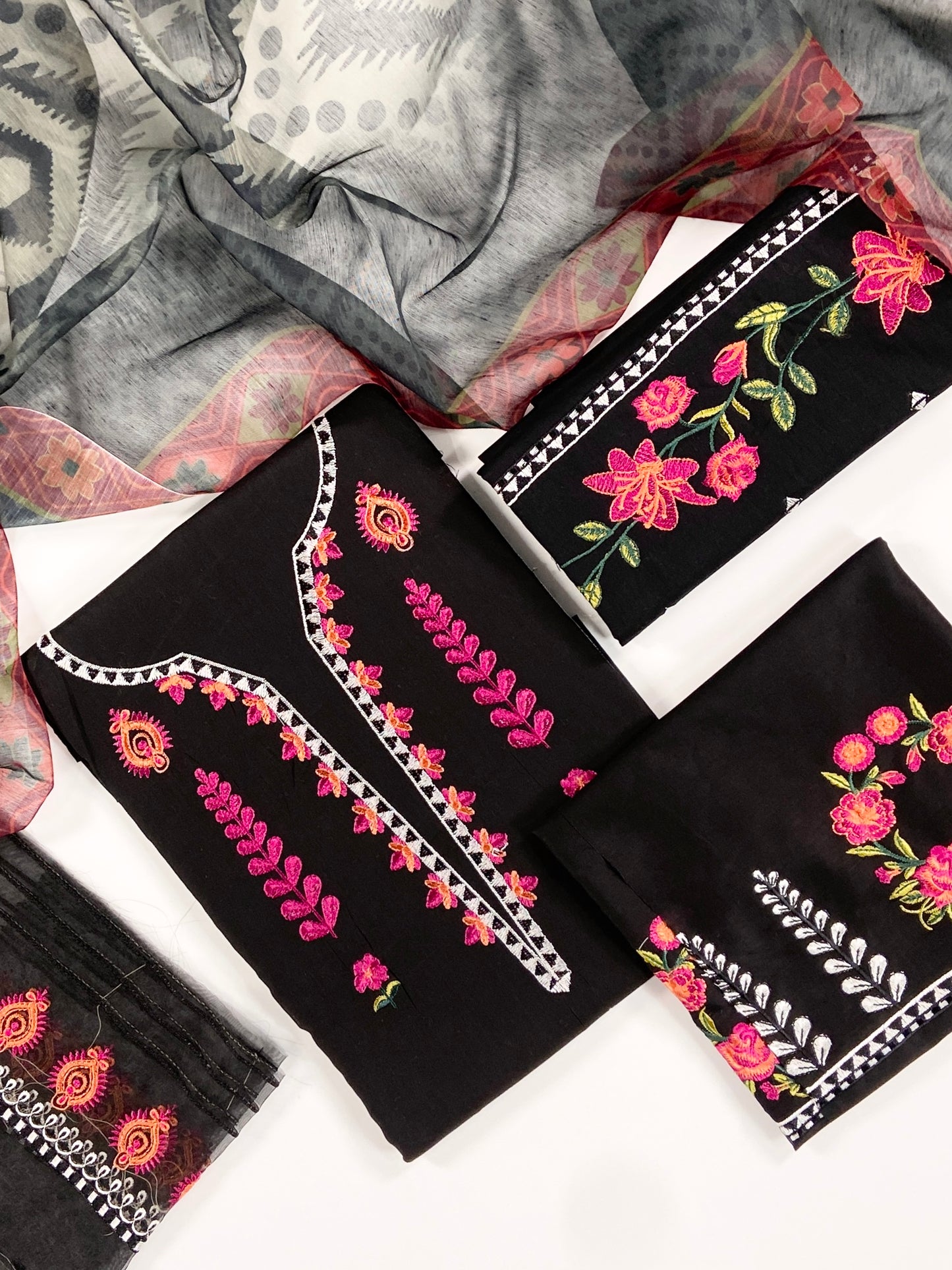 Charizma Embroidered Lawn 3PC