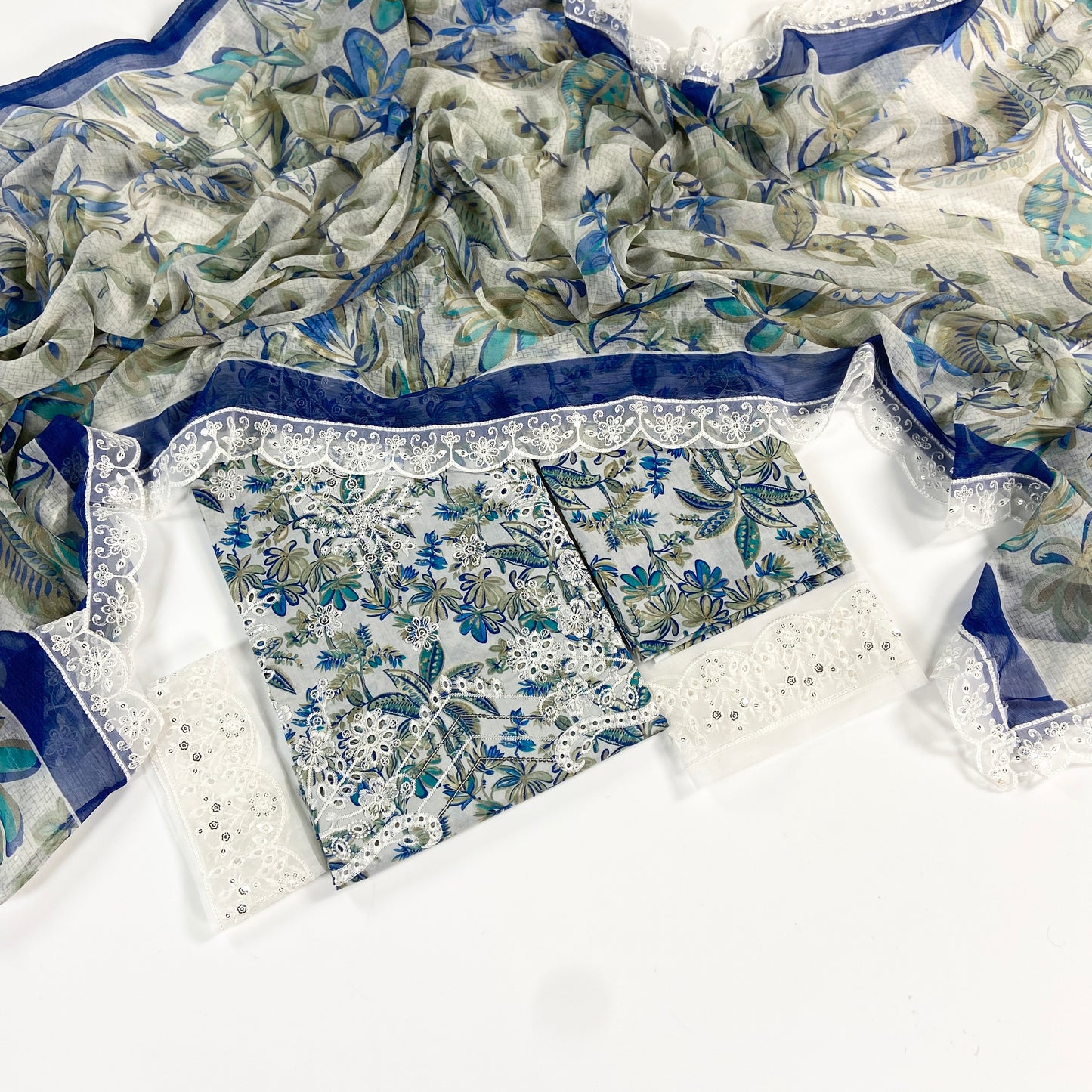 Crimson Embroiderd & Digital Printed Lawn 3PC