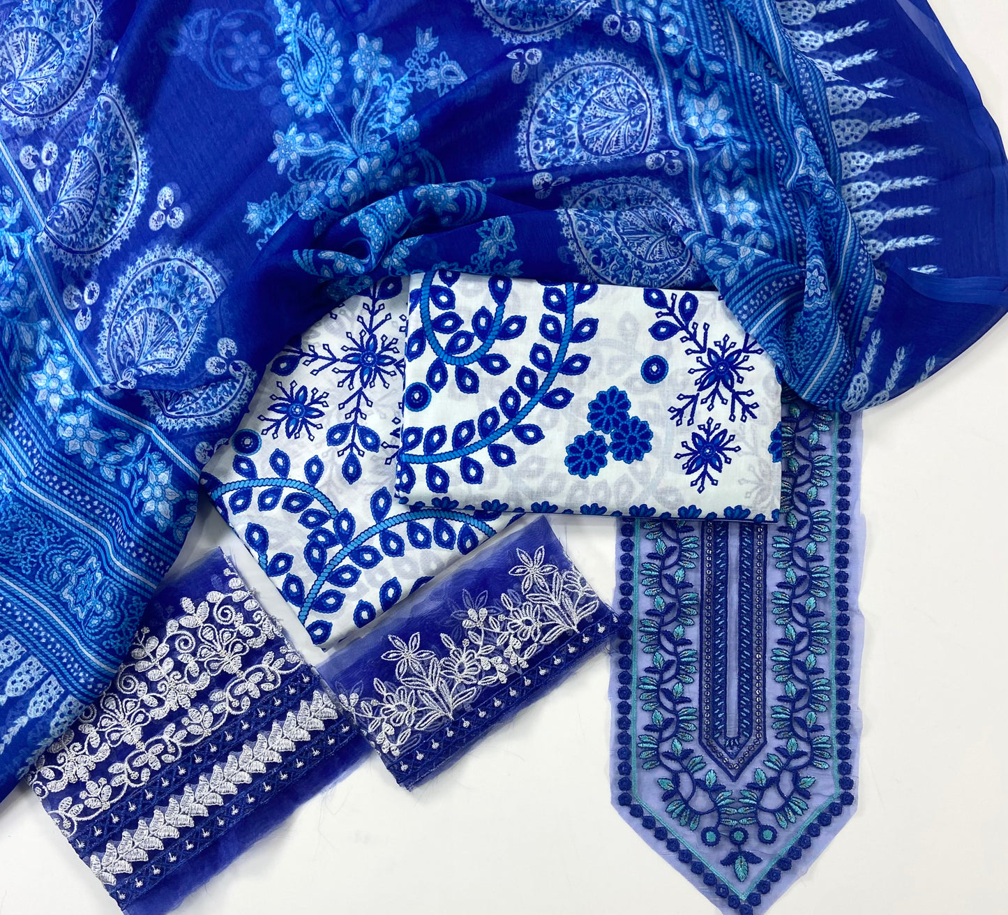 Maria B Emb Luxury Lawn 3PC
