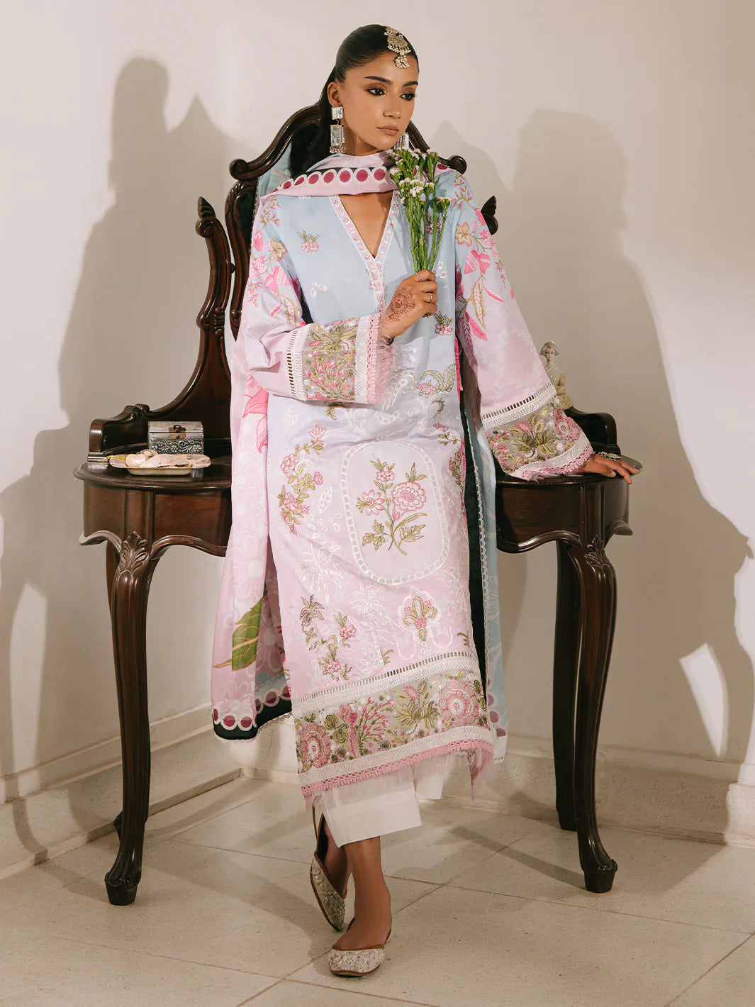 Shanaya By Mahnur | Lawn'26