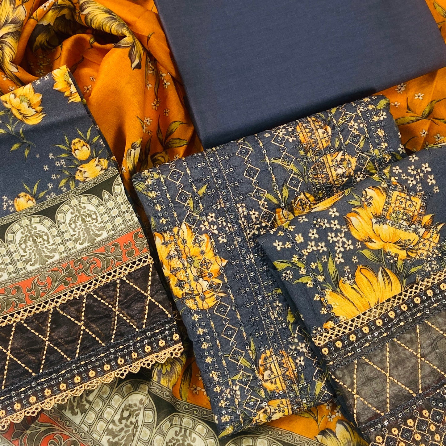 Fantak By Anaya Noor Heavy Emb Lawn 3PC