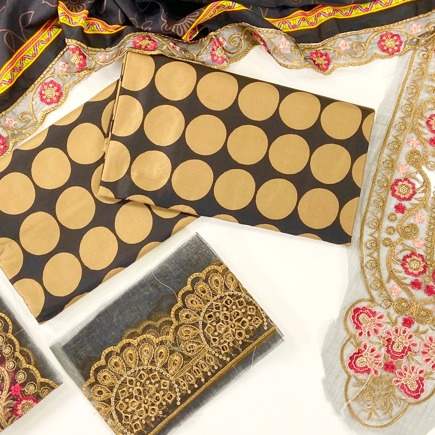 Charizma Luxury Emb Linen 3PC