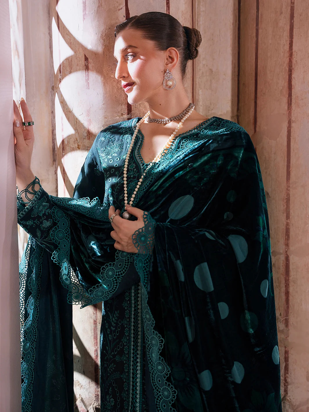 Amelia By Mahnur Luxury Embroidered Corduroy With Palachi Shawl 3PC