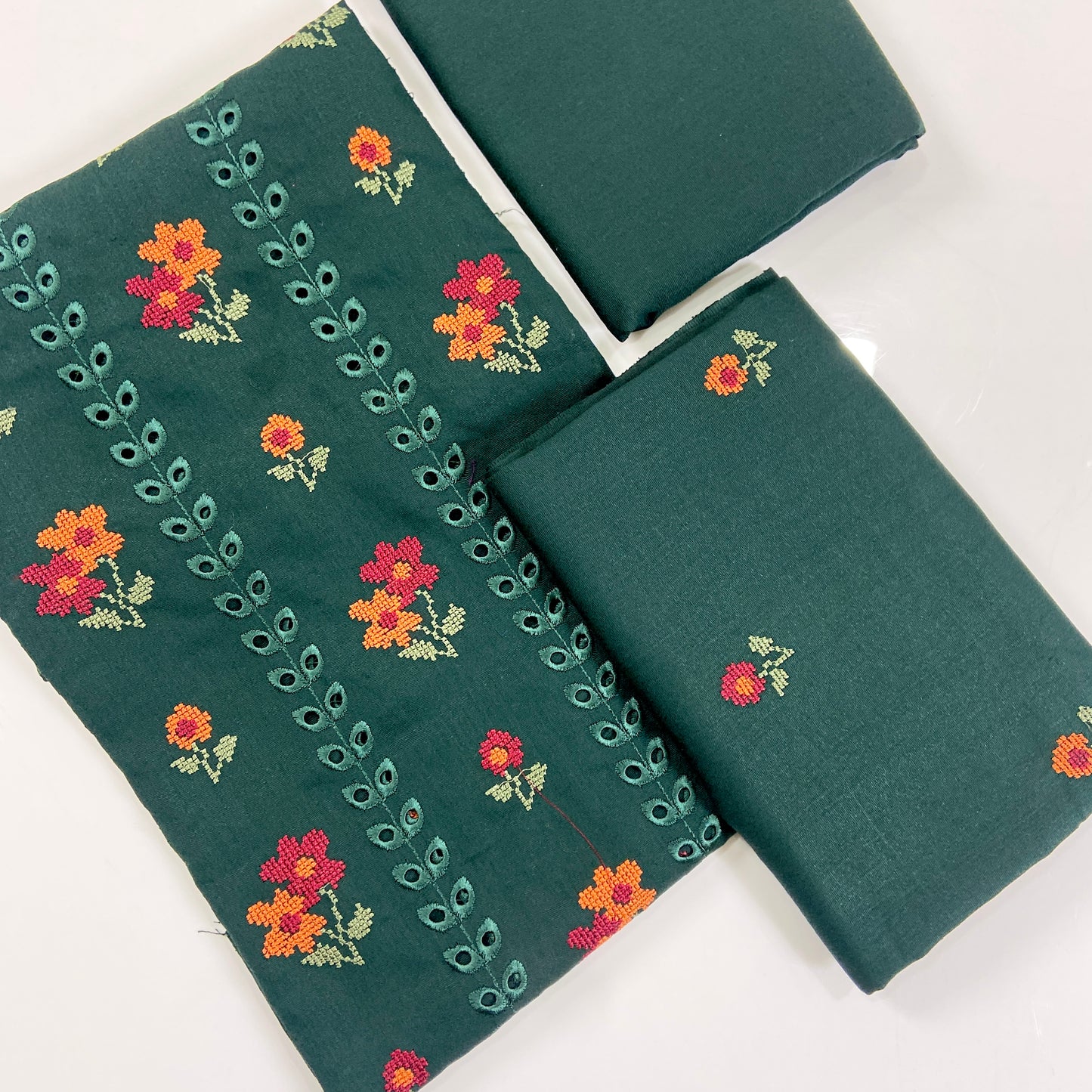 Bareeze Emb Karandi 2PC