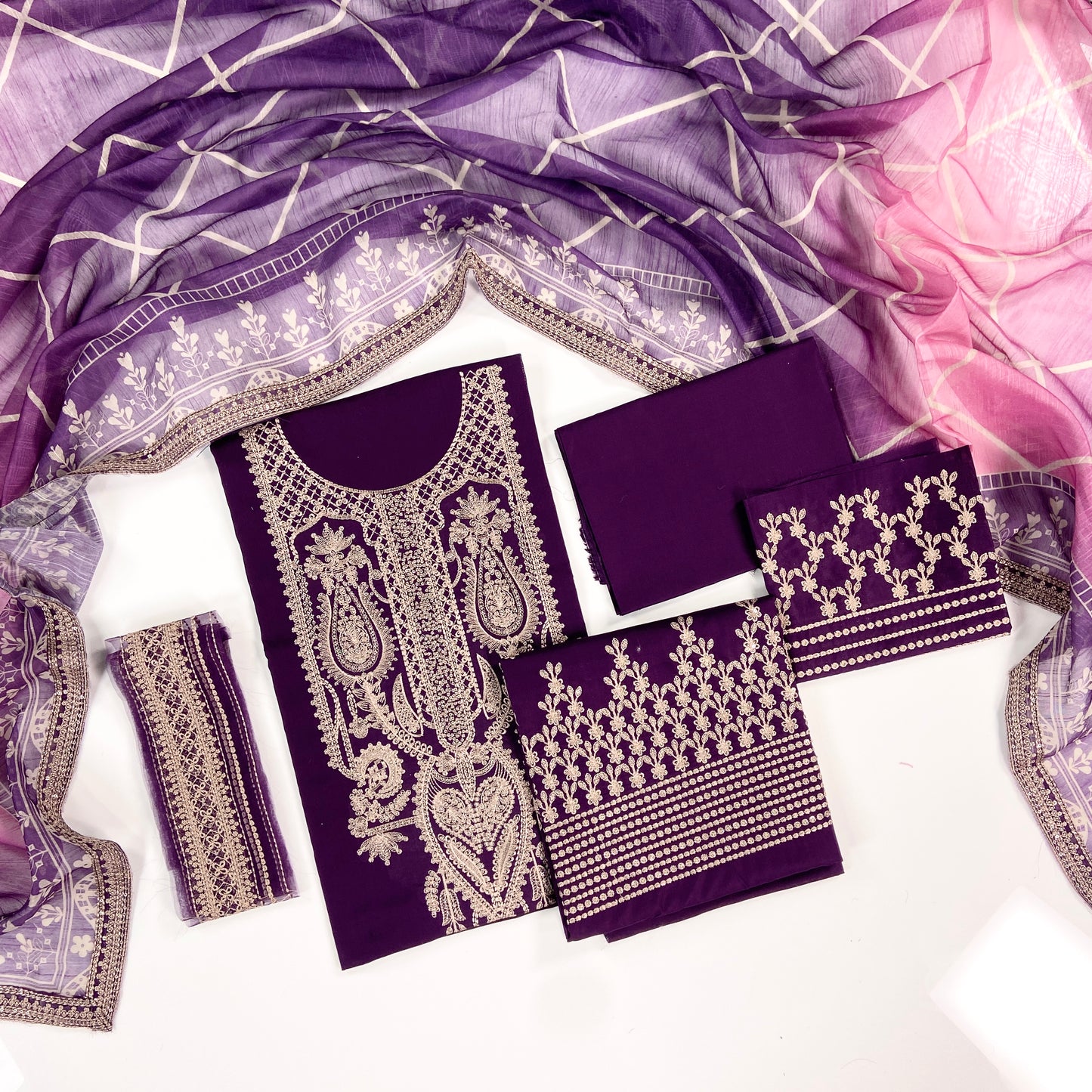 Jazmin Luxury Embroidered Lawn 3PC