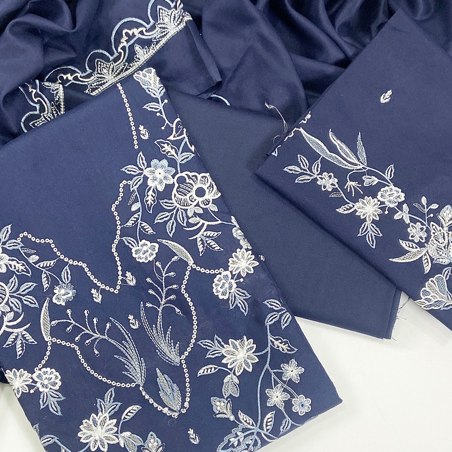 Sobia Nazir Emb Dhanak 3-PC