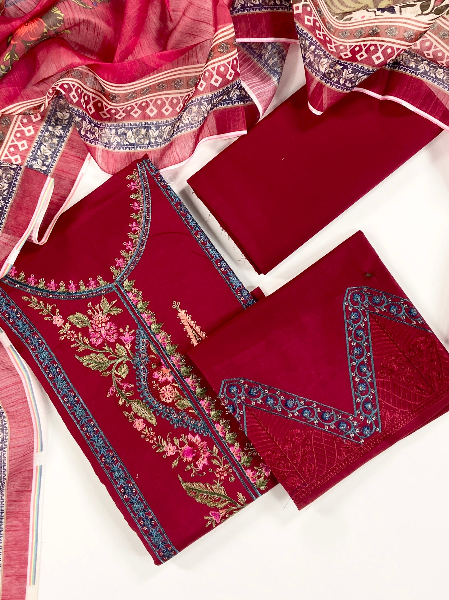 Maria B Embroidered Lawn 3PC