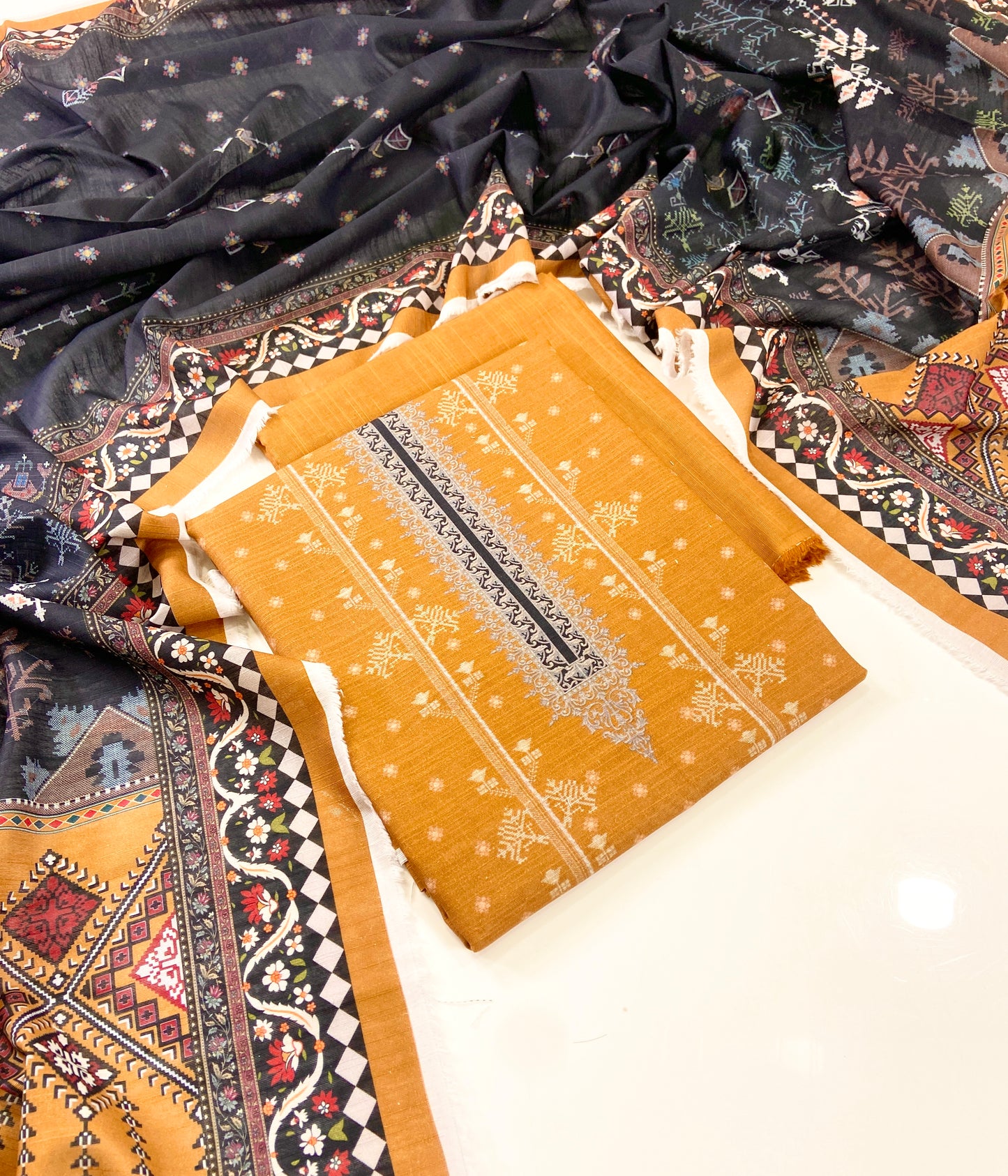 Mausummery Digital Printed Khaddar 3PC