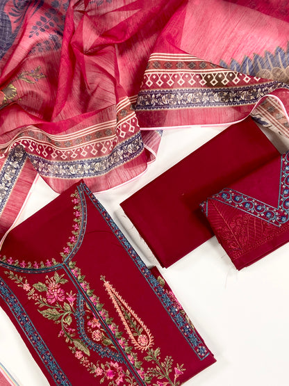 Maria B Embroidered Lawn 3PC