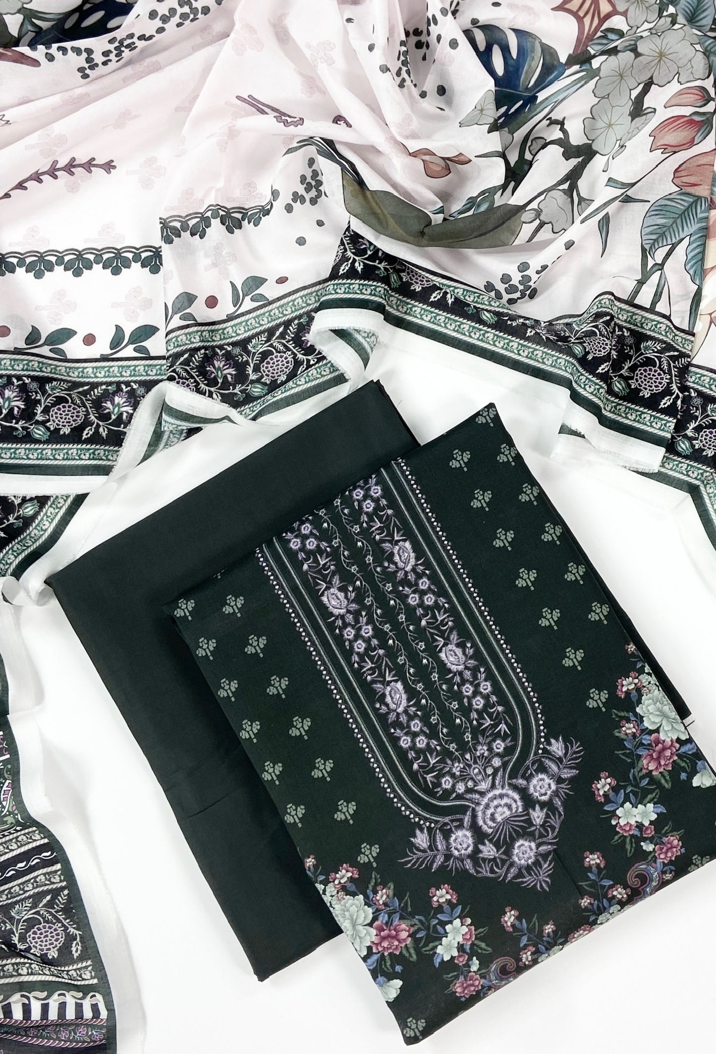 Belleza Digital Printed Lawn 3PC