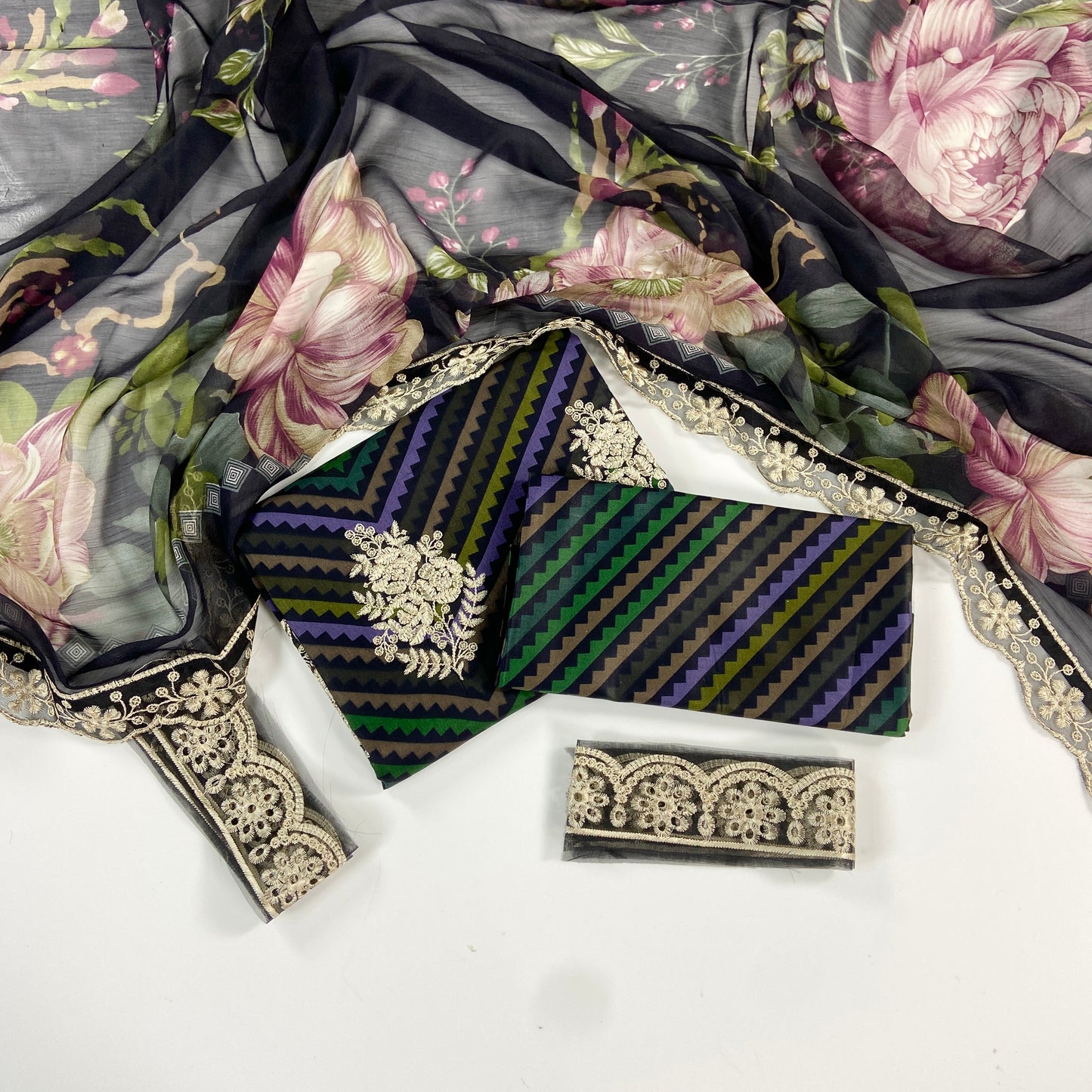 Maria B Embroiderd & Digital Printed Lawn 3PC