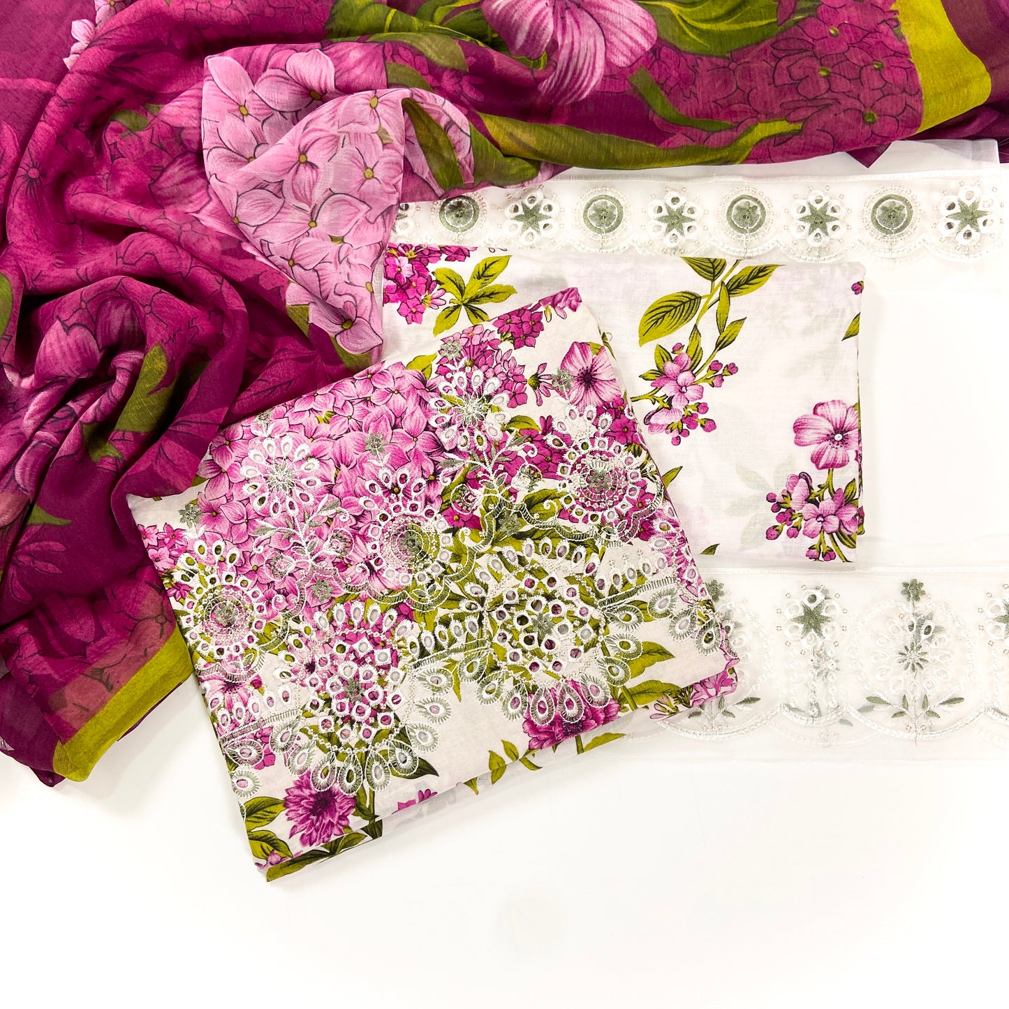 Maria B Emb Luxury Lawn 3PC