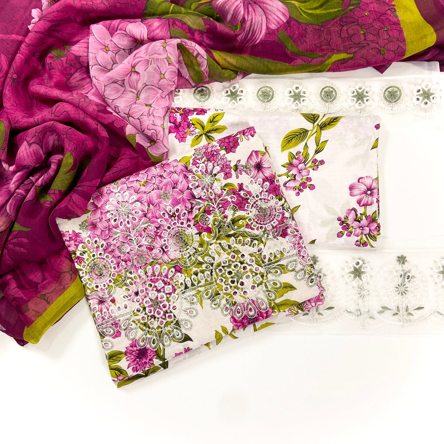 Maria B Emb Luxury Lawn 3PC
