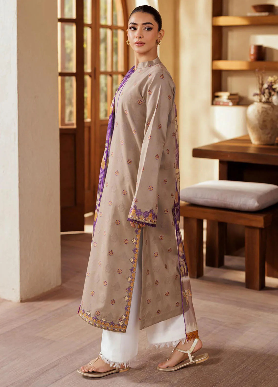 Amari | Rajbari luxury Lawn | 3-PC