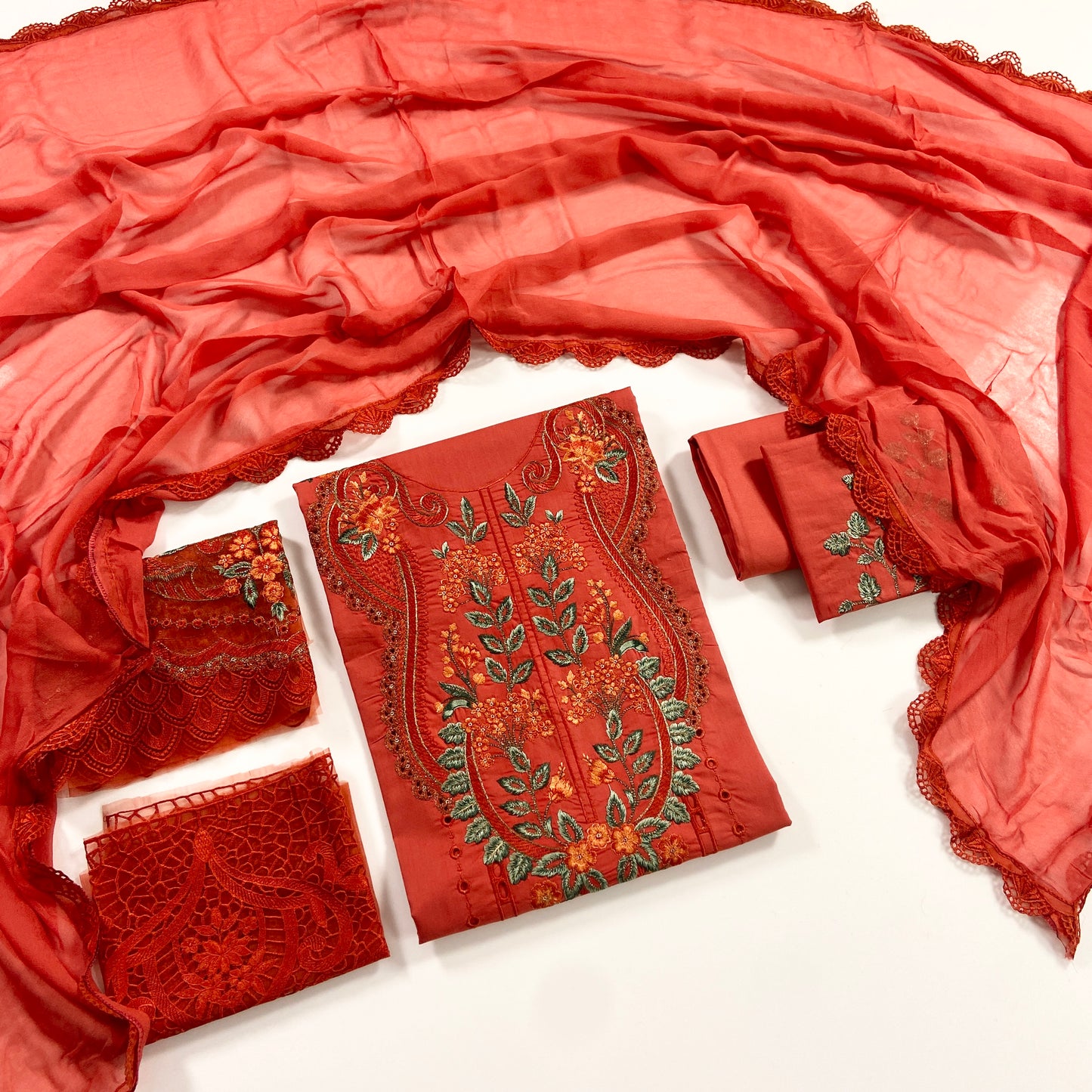 Maria B Luxury Embroidered Lawn 3PC