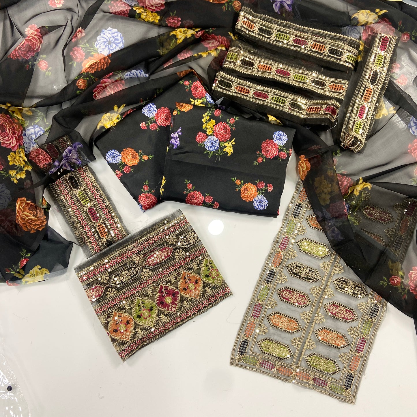 Aneela Premium Silk – With Organza Patches