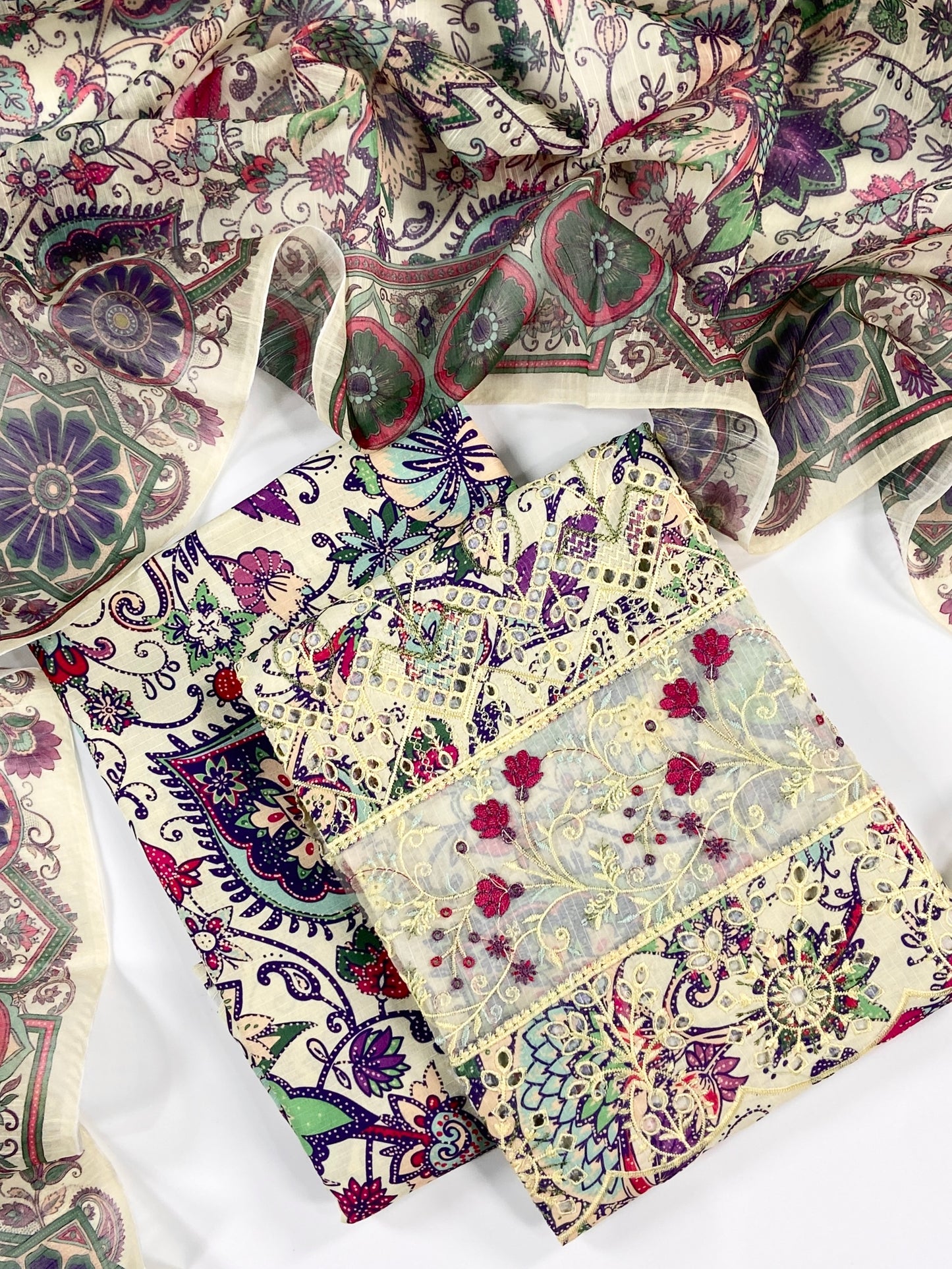 Anaya Noor Emb Bana Dora Lawn With Daman Patches 3PC