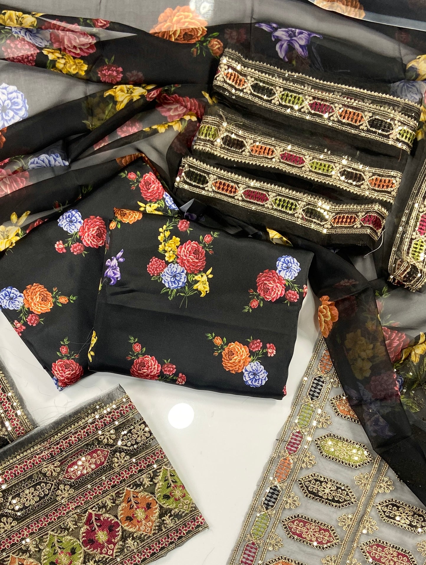 Aneela Premium Silk – With Organza Patches