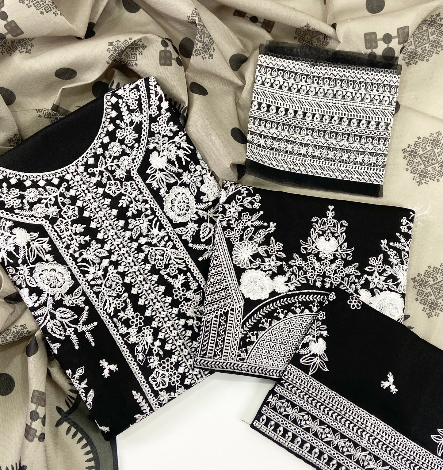 Maria B Luxury Emb Dhanak Marina 3PC