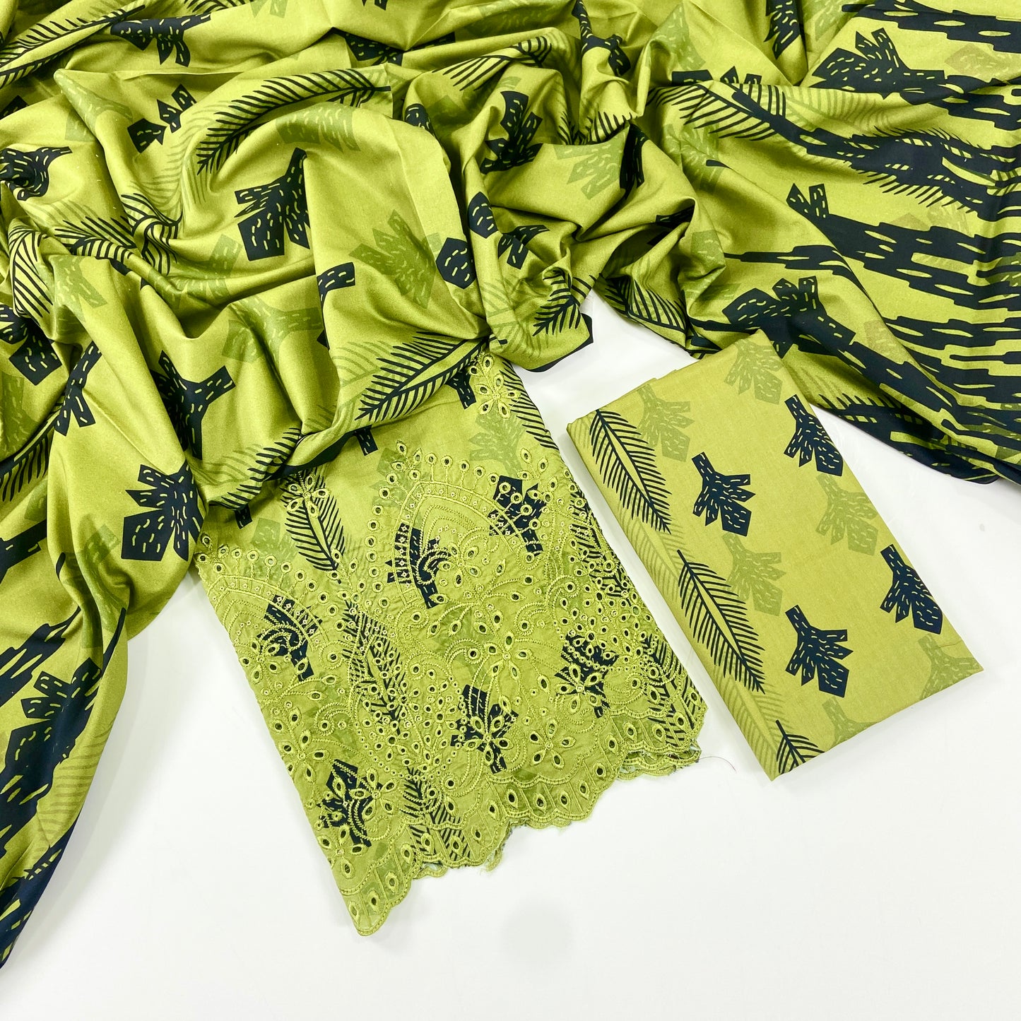 Baroque Chickenkari Daman Linen 3PC