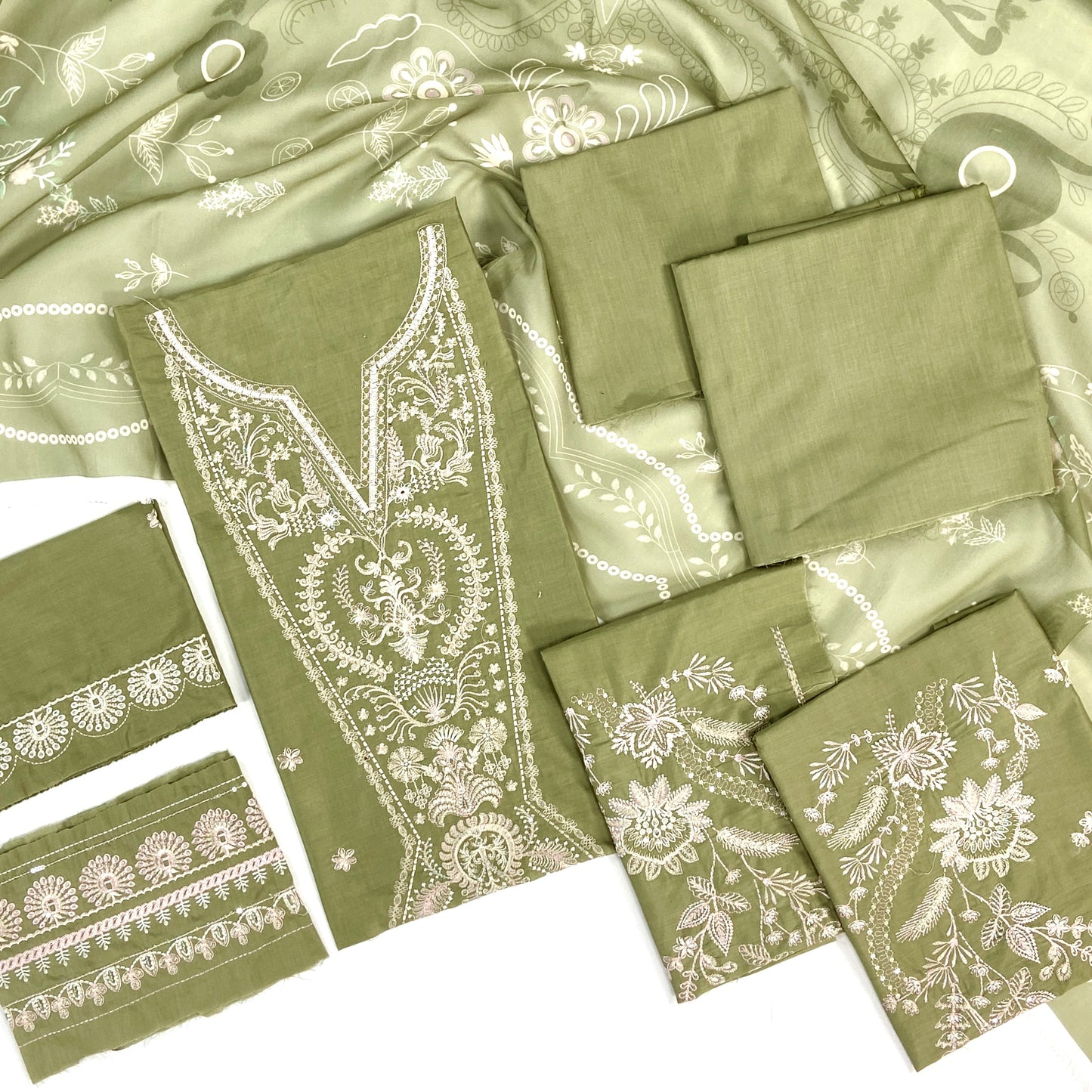 Maria B Embroidered Lawn 3PC