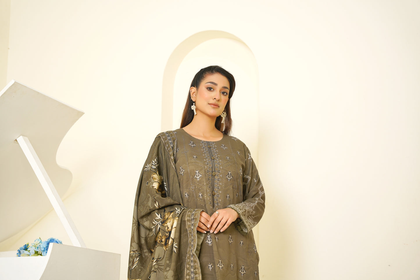 Narm o Nafees By Anaya Noor Embroidered Viscose 3PC