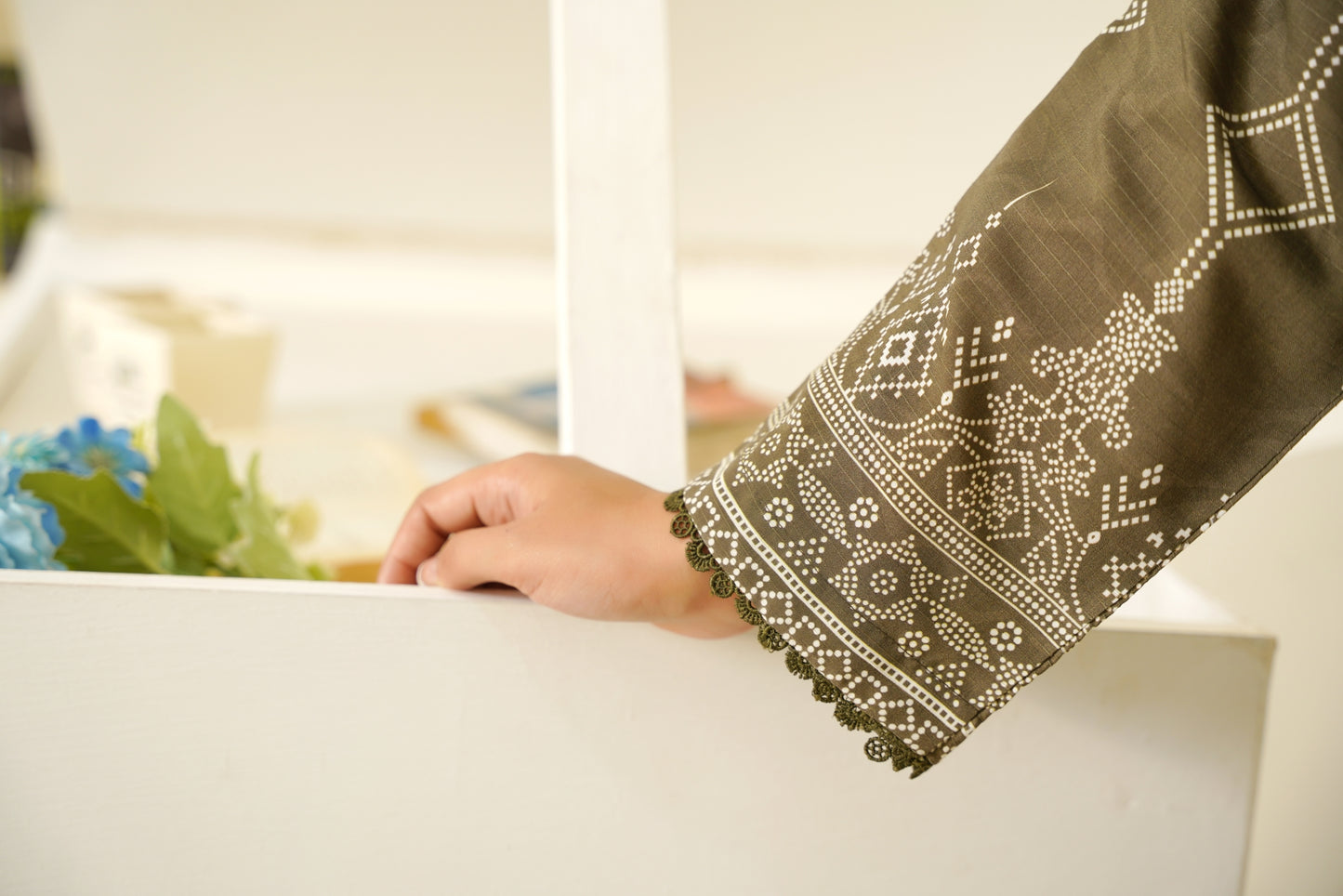 Narm o Nafees By Anaya Noor Embroidered Viscose 3PC