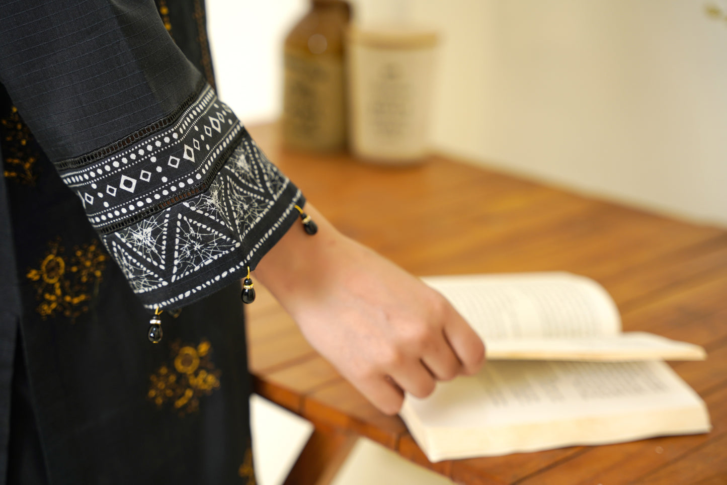 Narm o Nafees By Anaya Noor Embroidered Viscose 3PC