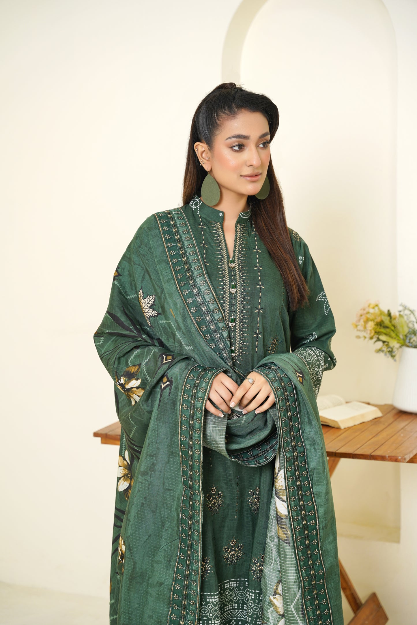 Narm o Nafees By Anaya Noor Embroidered Viscose 3PC