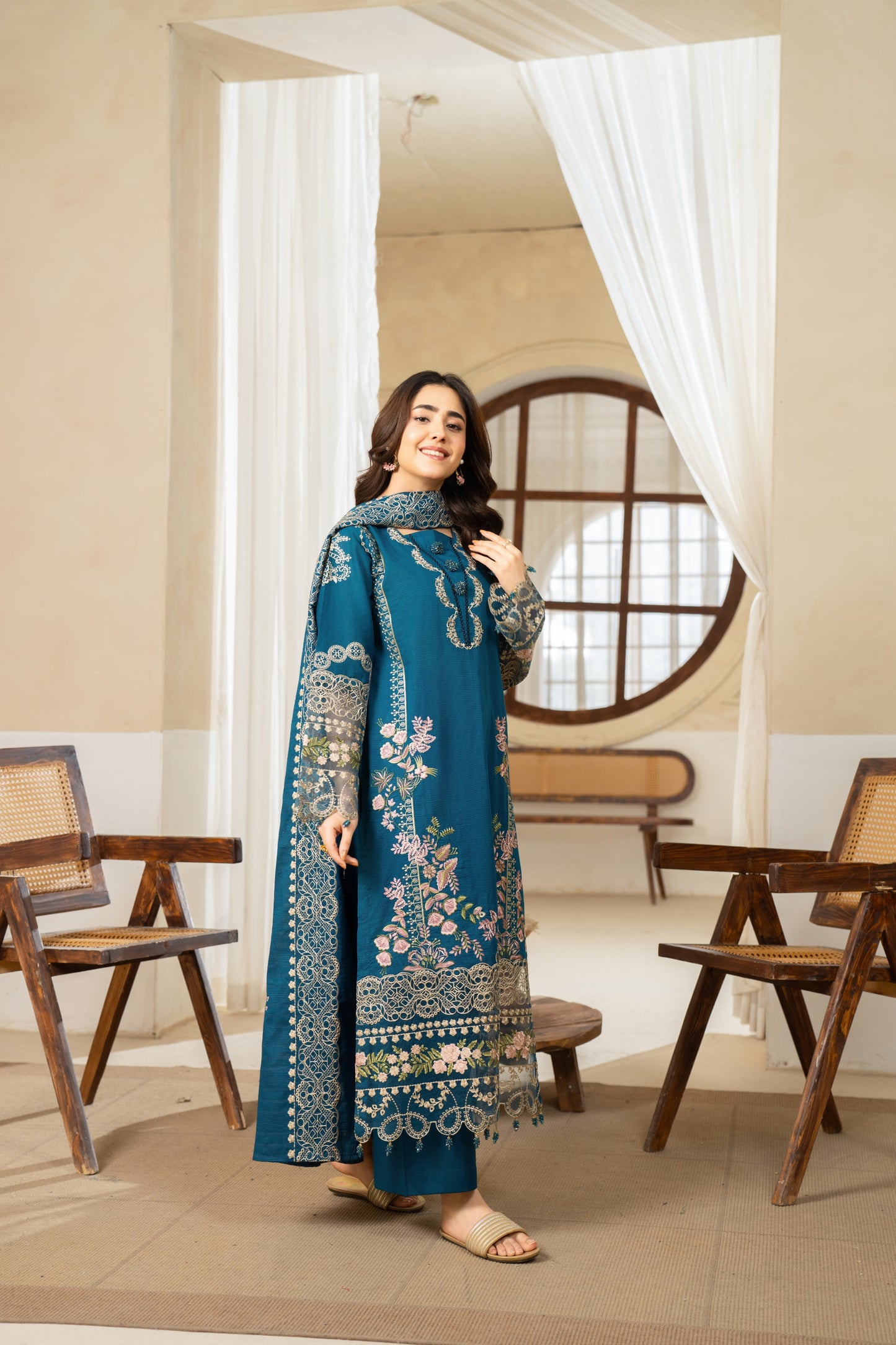 Serayan By Anaya Noor Emb Bana Dora Lawn 3PC