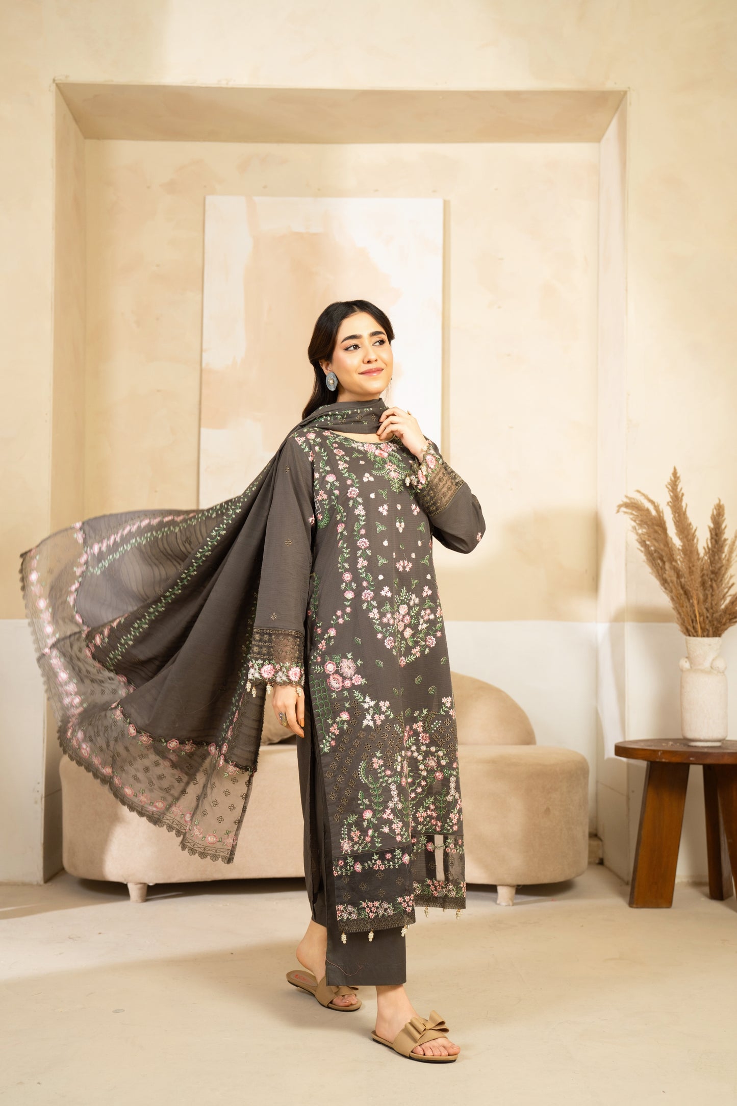 Serayan By Anaya Noor Emb Bana Dora Lawn 3PC
