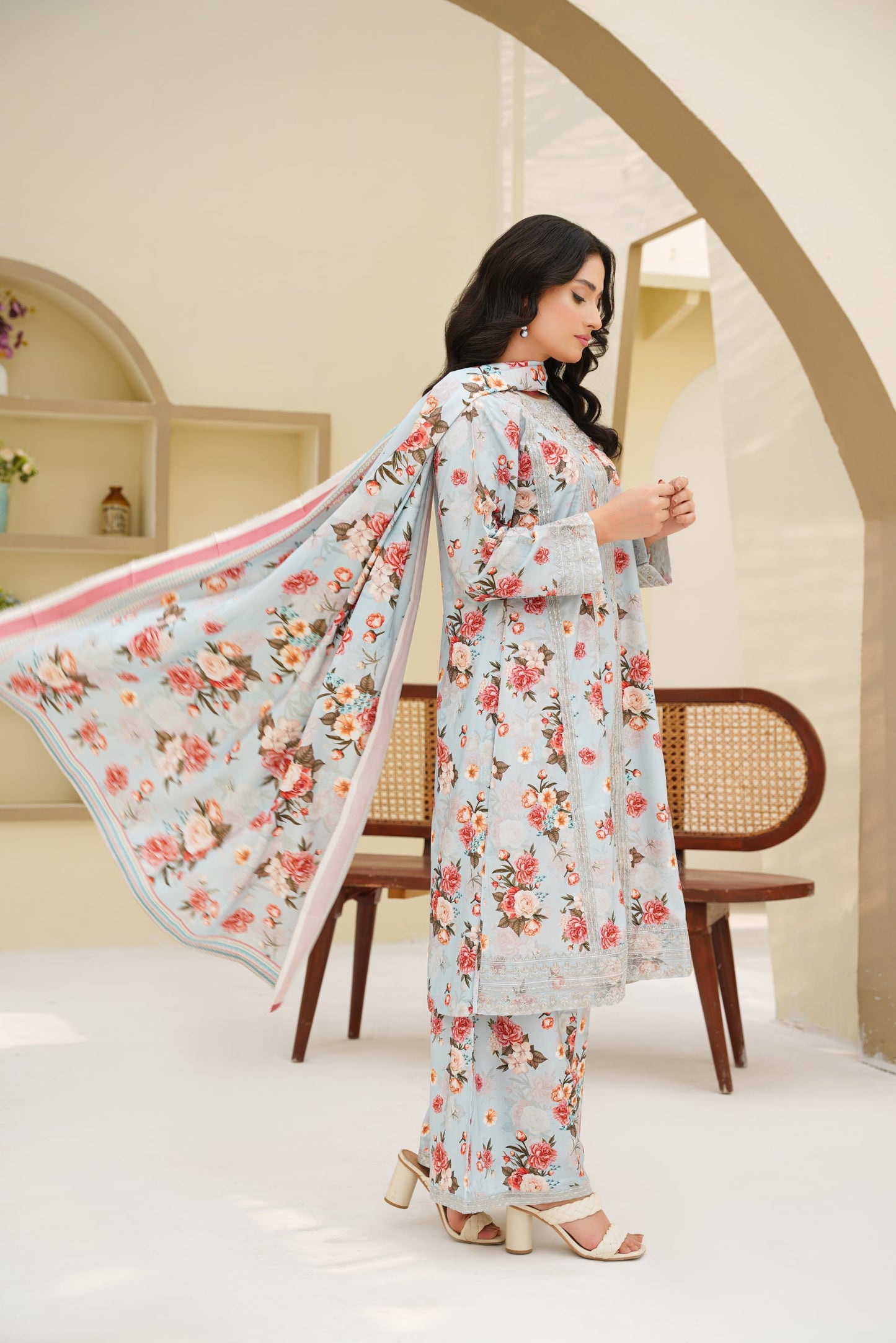 Embroidered Linen 3PC