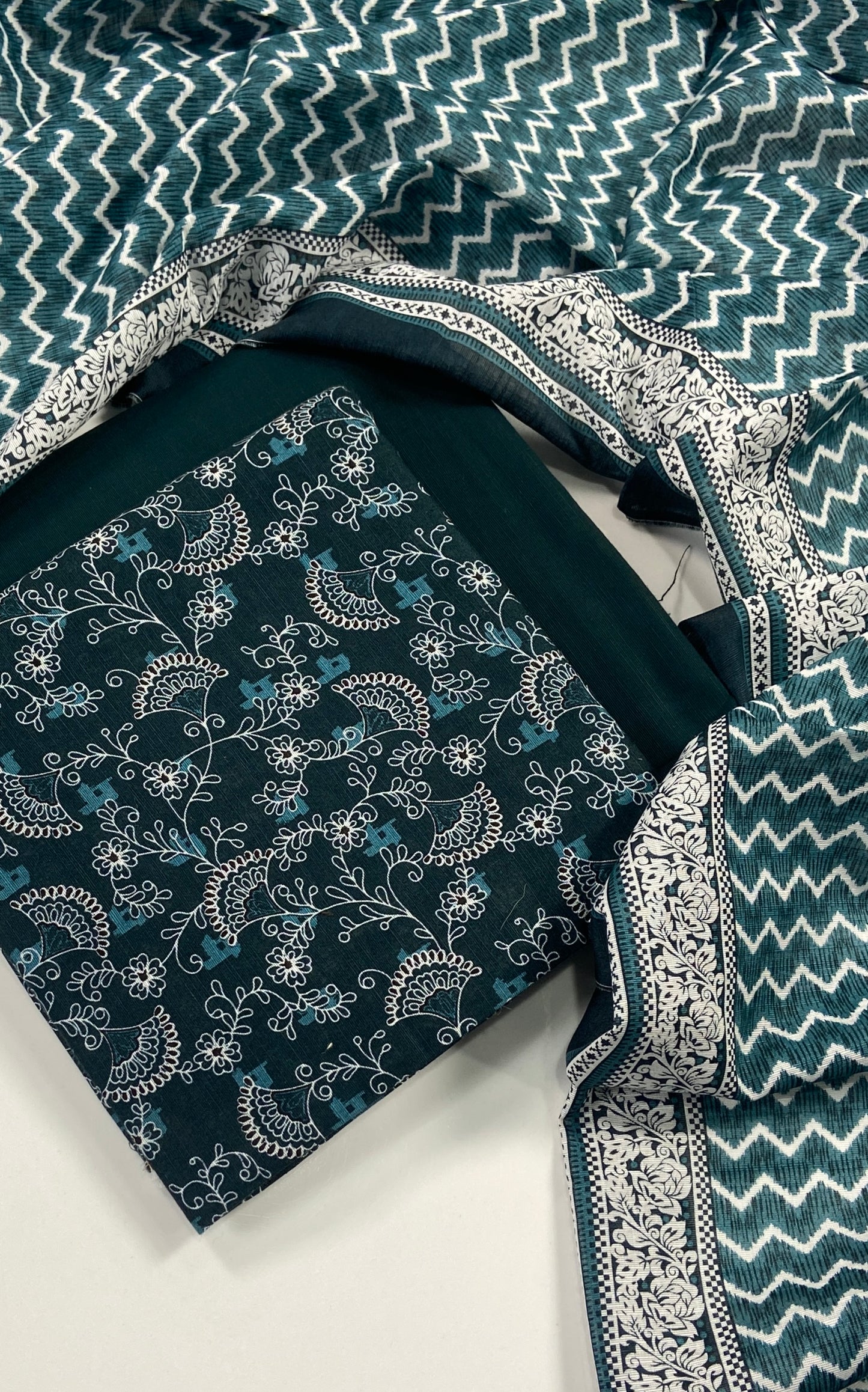 Narmin By Narkins Printed Khaddar 3PC