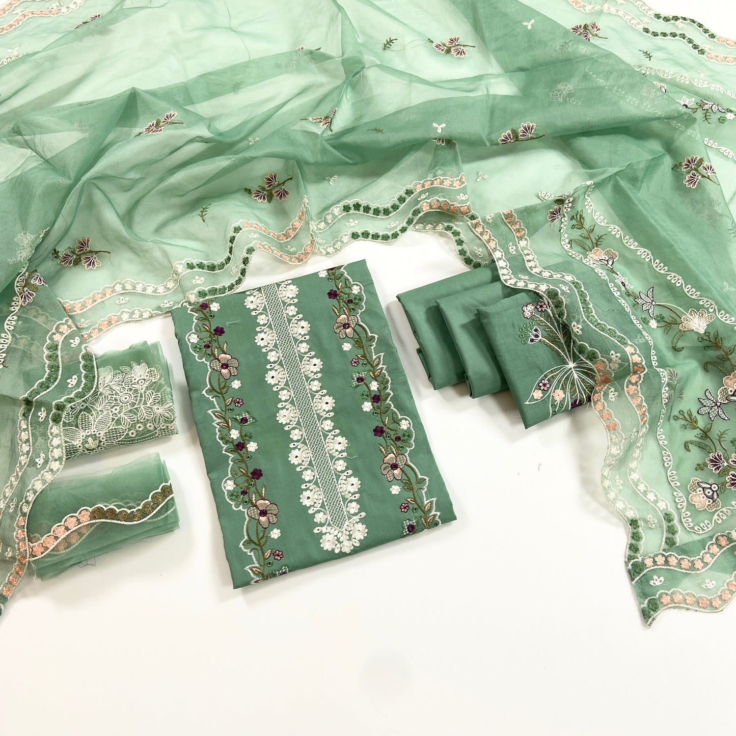 Aneelas Luxury Embroidered Lawn 3PC