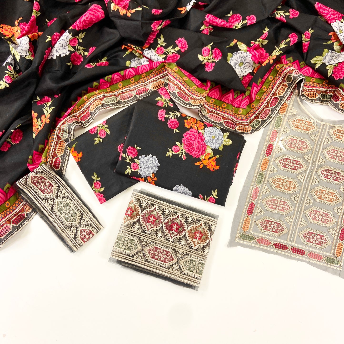 Aneelas Printed Linen With Emb Patches 3PC