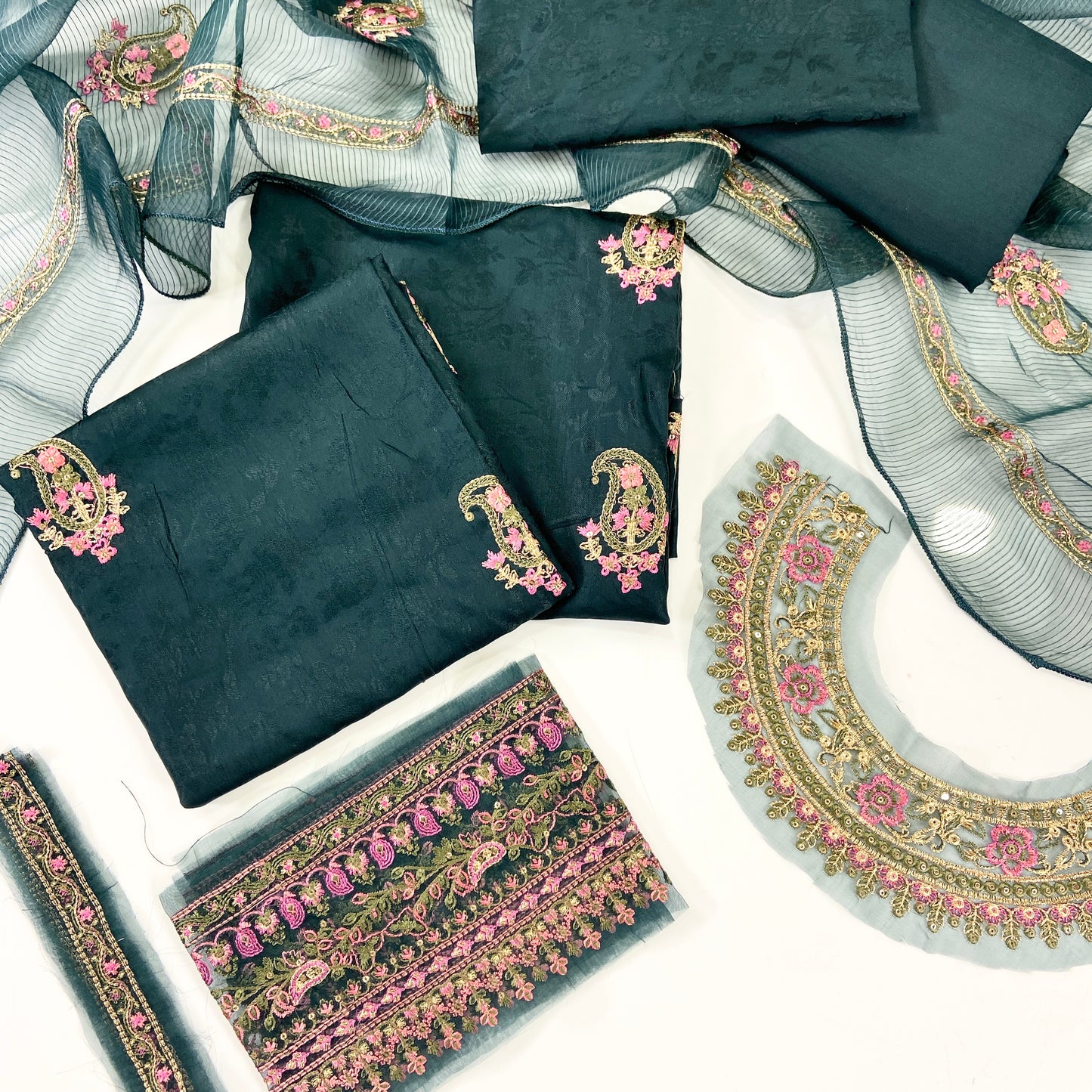 Agha Jaan Viscous Jacquard 3PC
