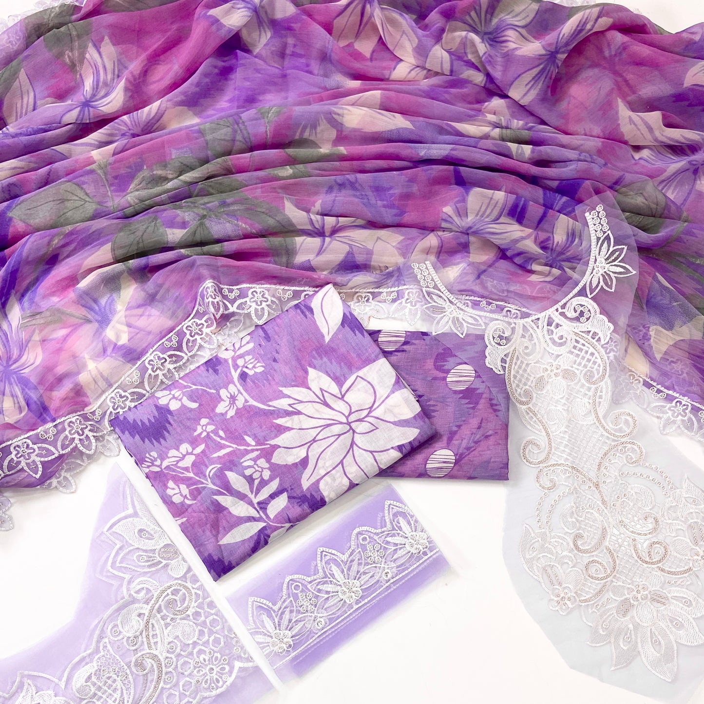 Aneelas Emb Luxury Lawn-3PC