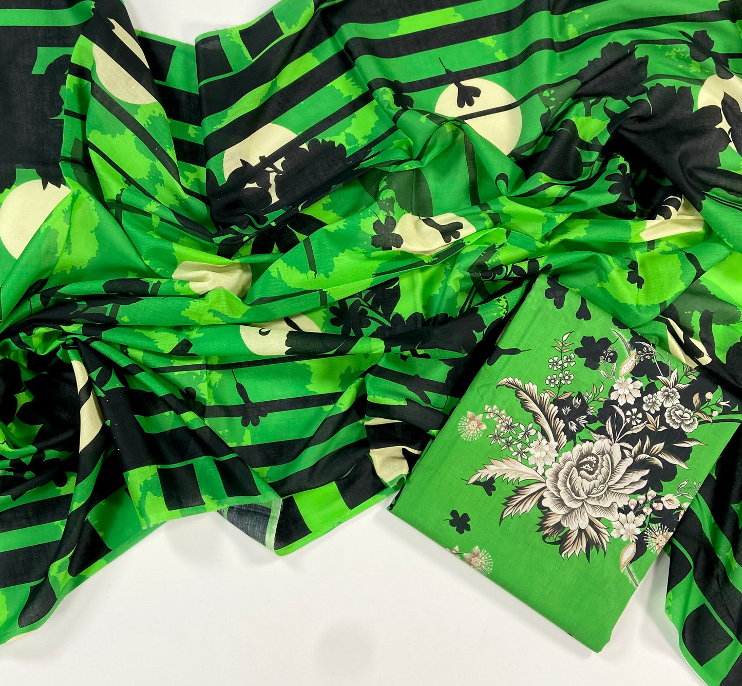 Edenrobe Digital Printed Lawn 3PC