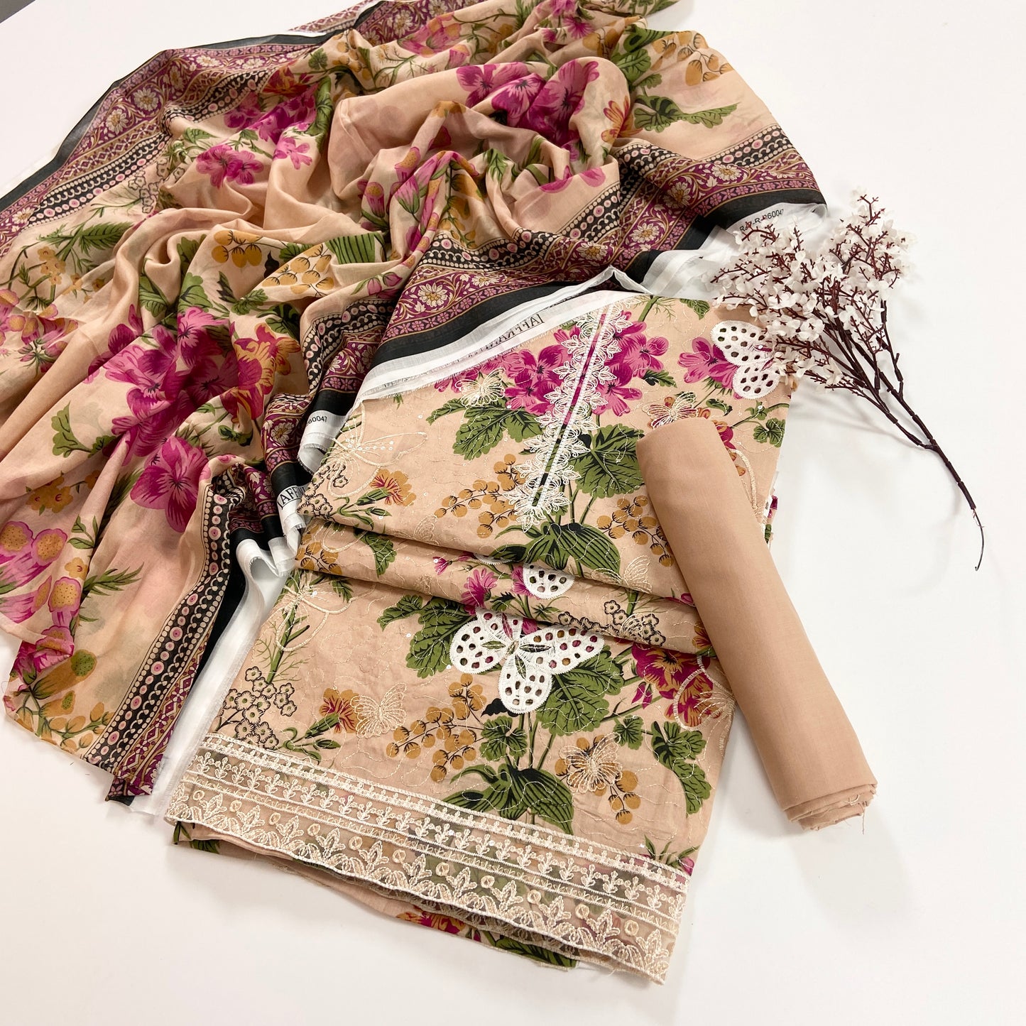 Maliha By Anaya Noor Emb Lawn 3PC