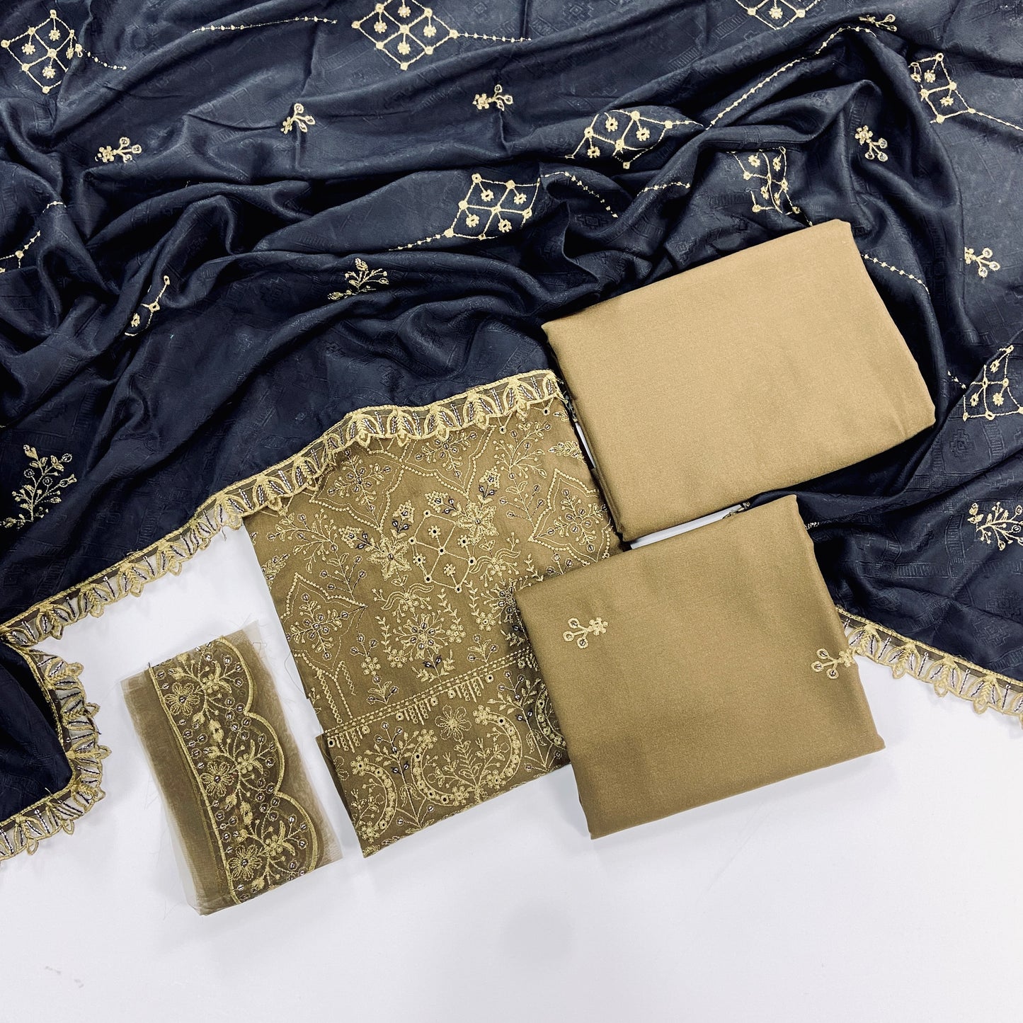 Maria B Luxury Embroidered Dhanak 3PC