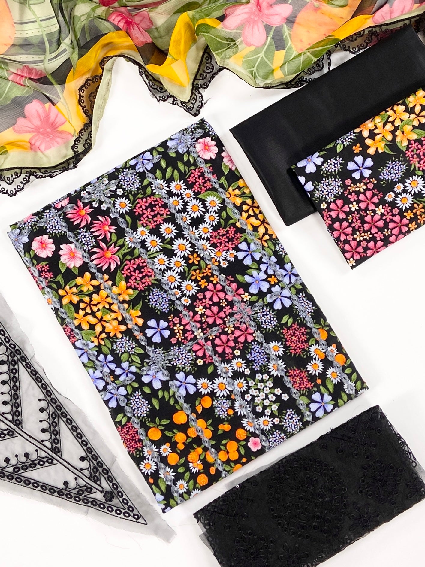 Maria B Printed Lawn With Emb Patches 3PC