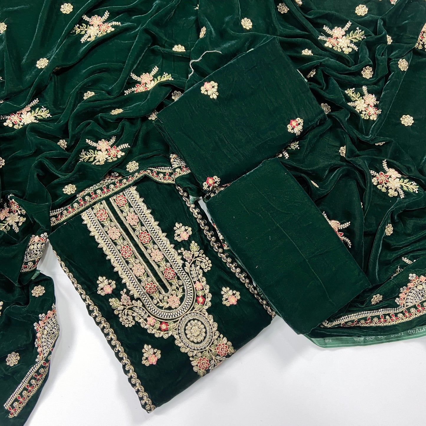 Maria B Luxury Velvet Embroidered Suit – 3PC