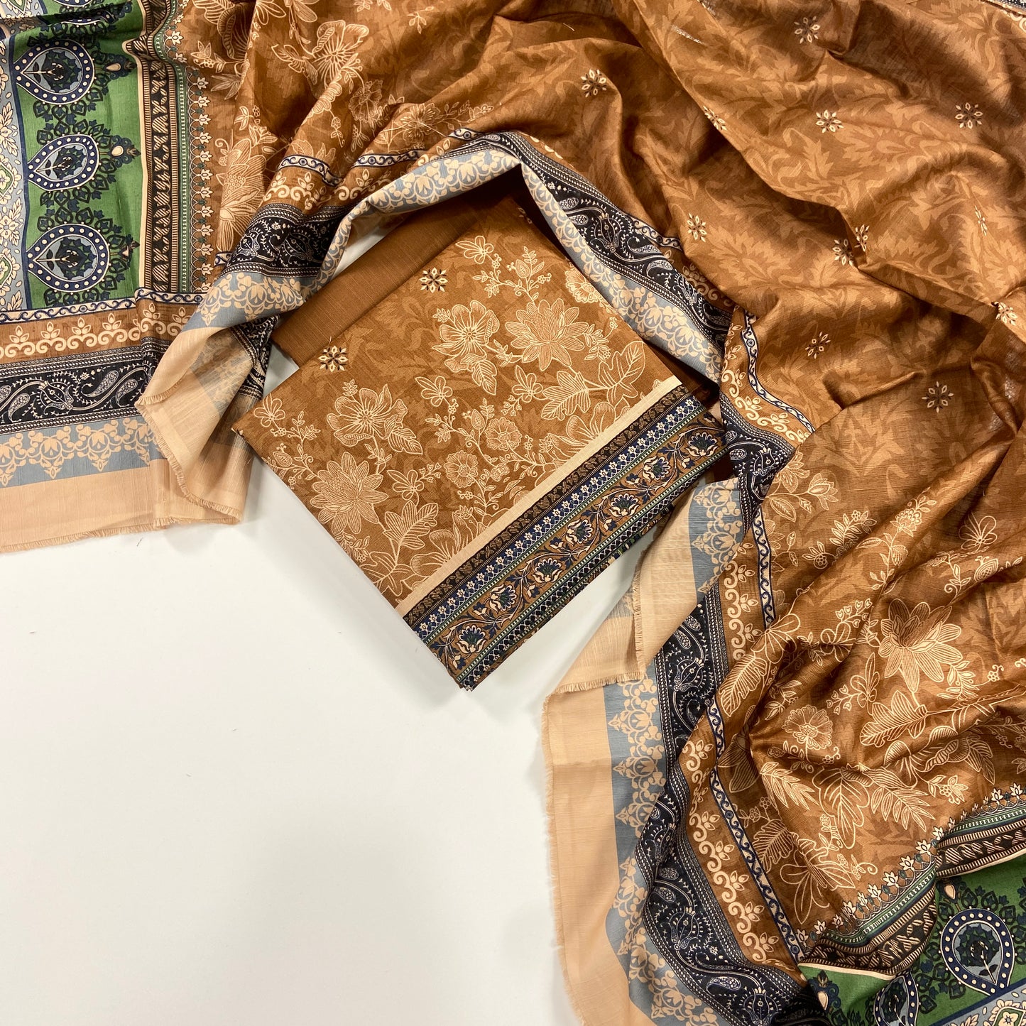 Narmin By Narkins Printed Khaddar 3PC