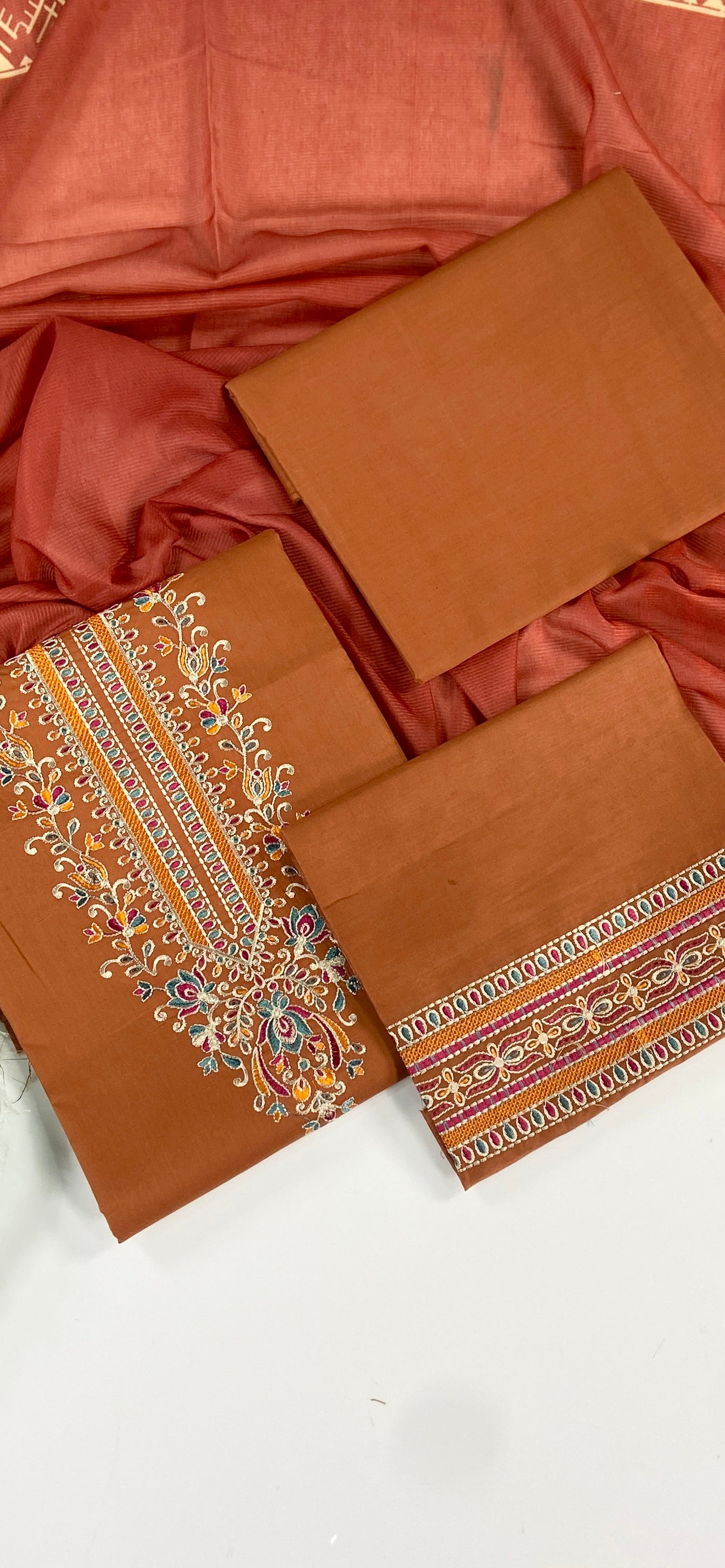 Urge Embroidered Lawn 3PC