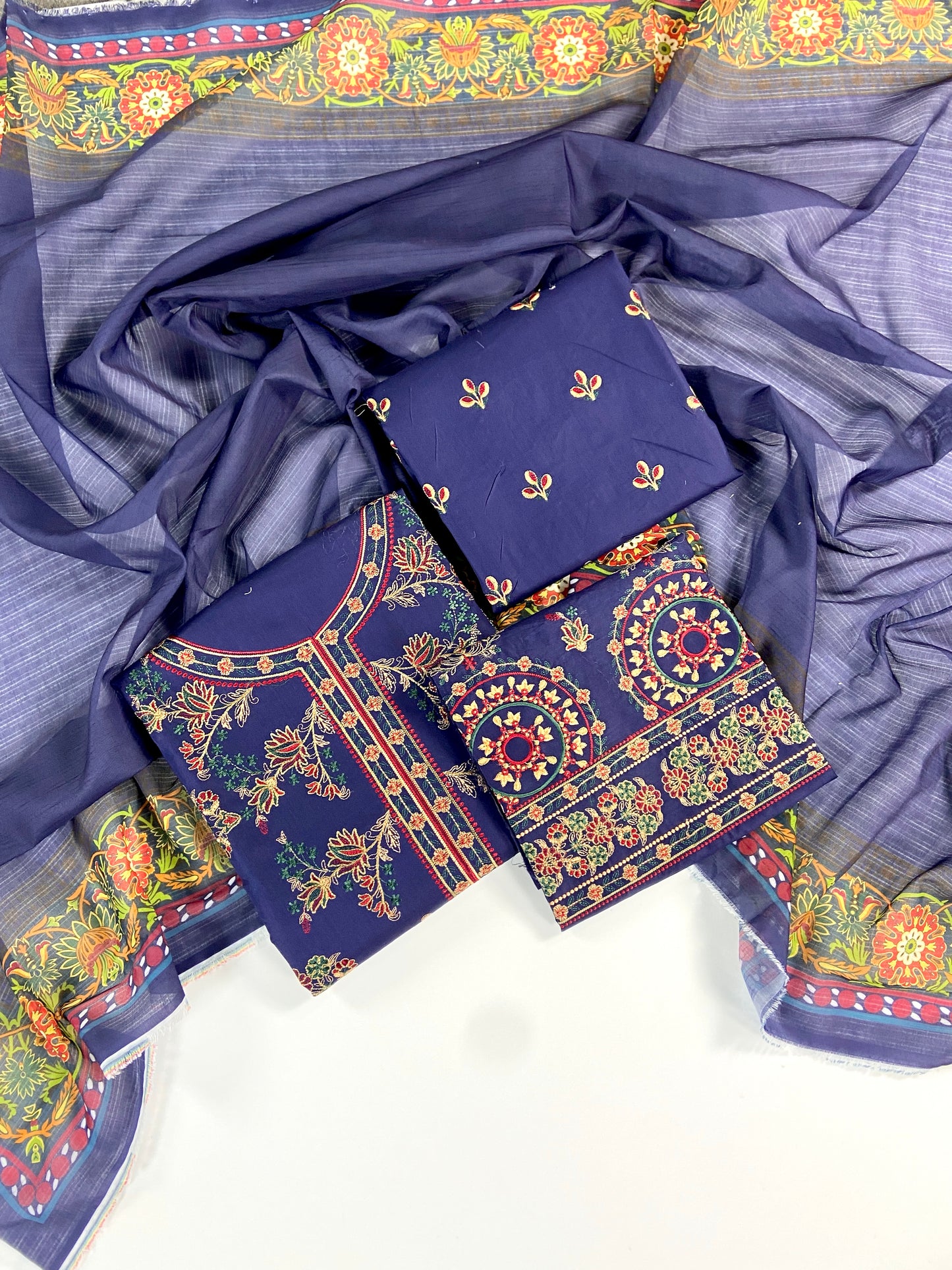 Hussain Rehar Luxury Embroidered Lawn 3PC