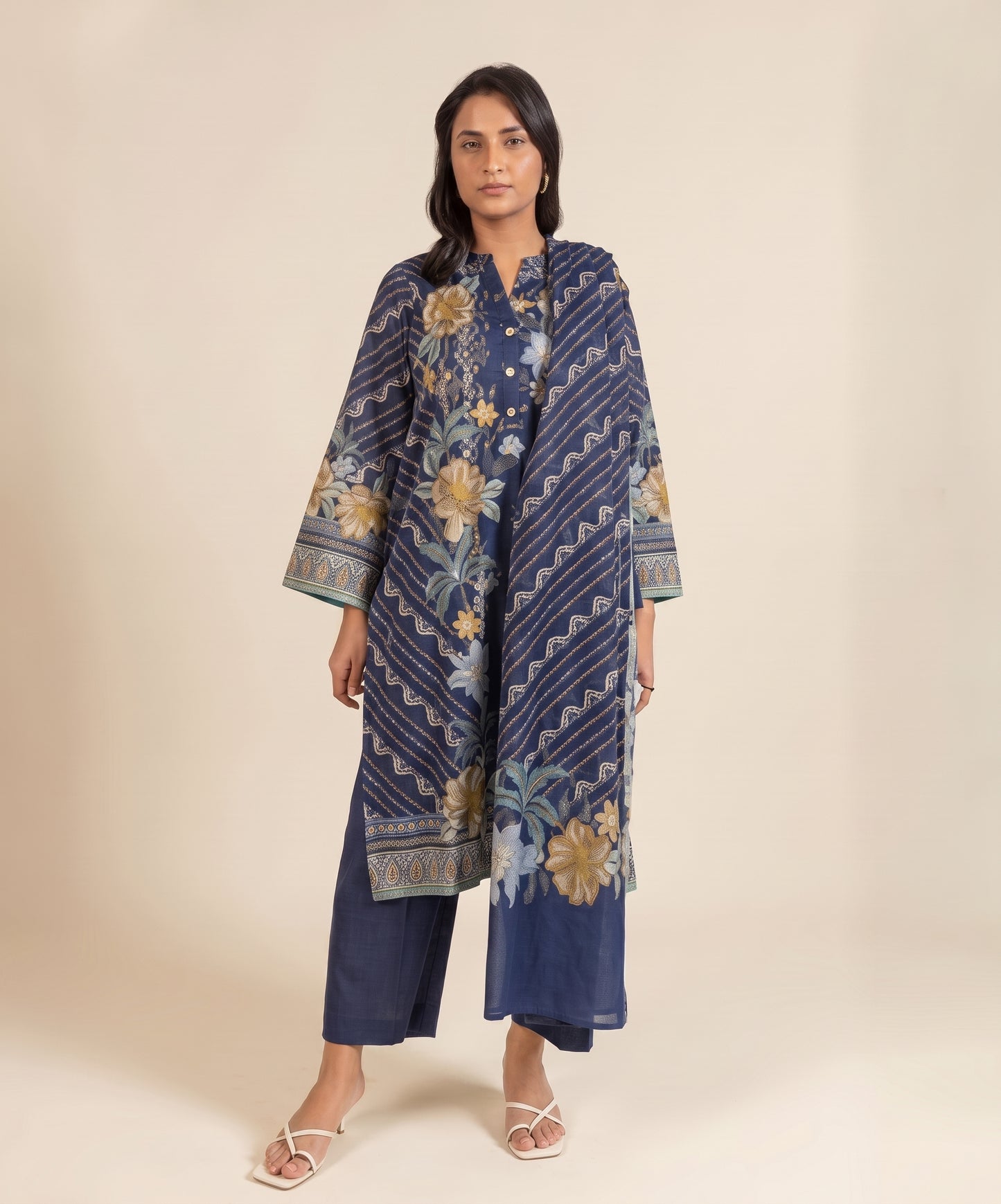 Alkaram Classic Digital Printed Lawn 3PC