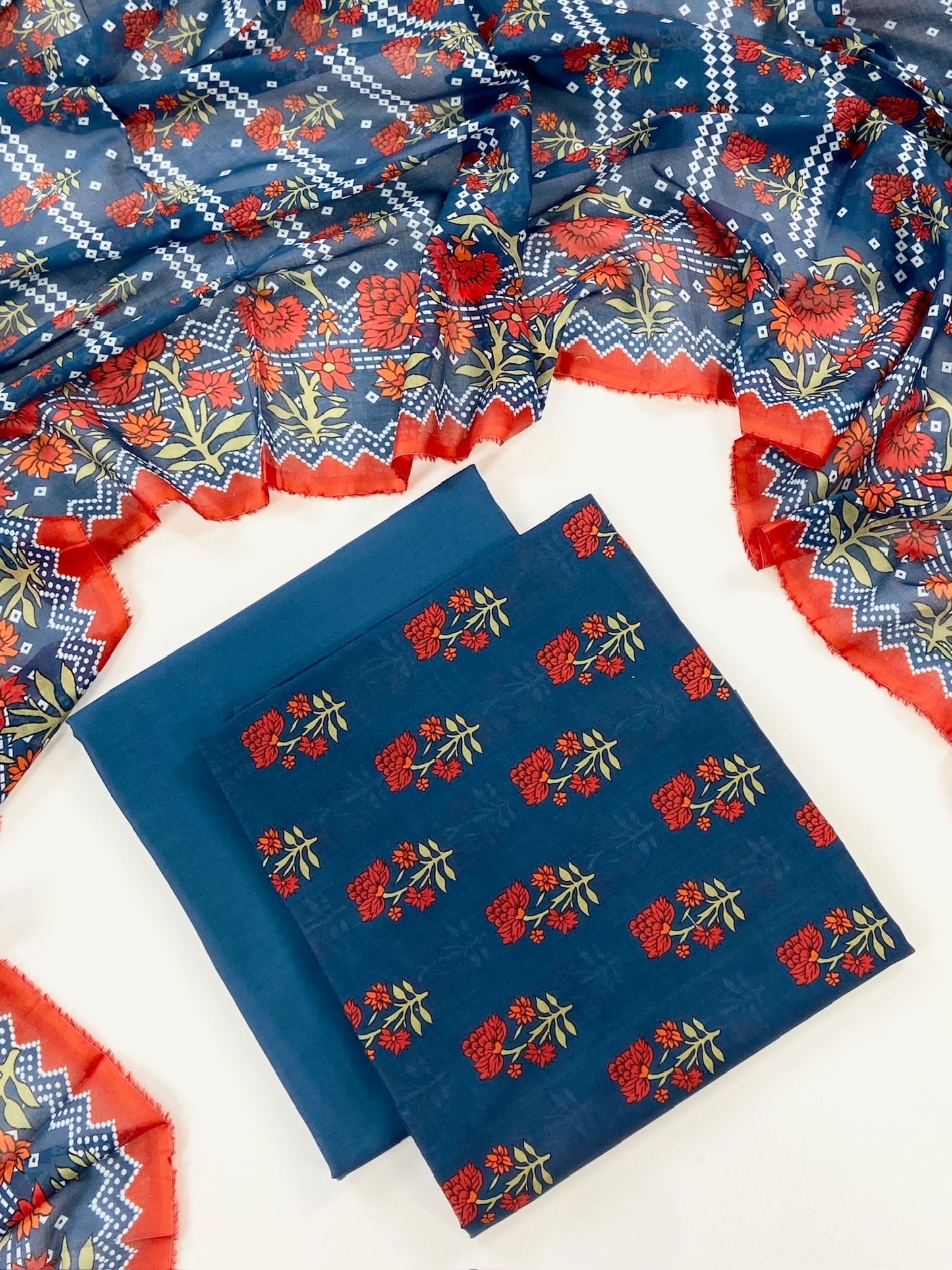 Nishat Digital Printed Lawn 3PC