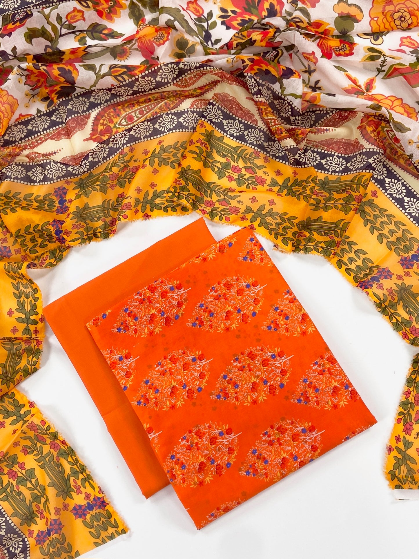 Nishat Digital Printed Lawn 3PC
