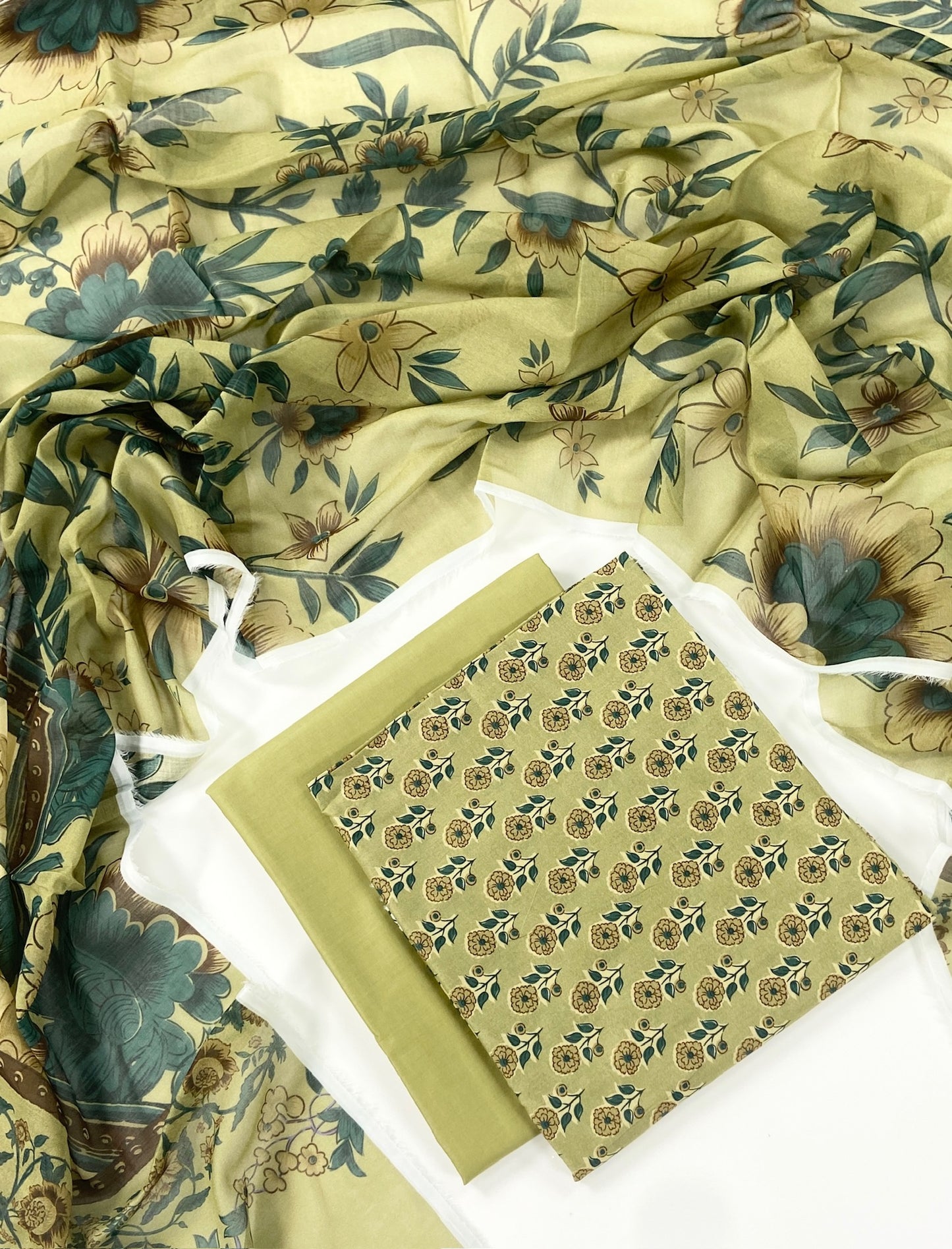 Rijja By Murashe Digital Printed Lawn 3PC